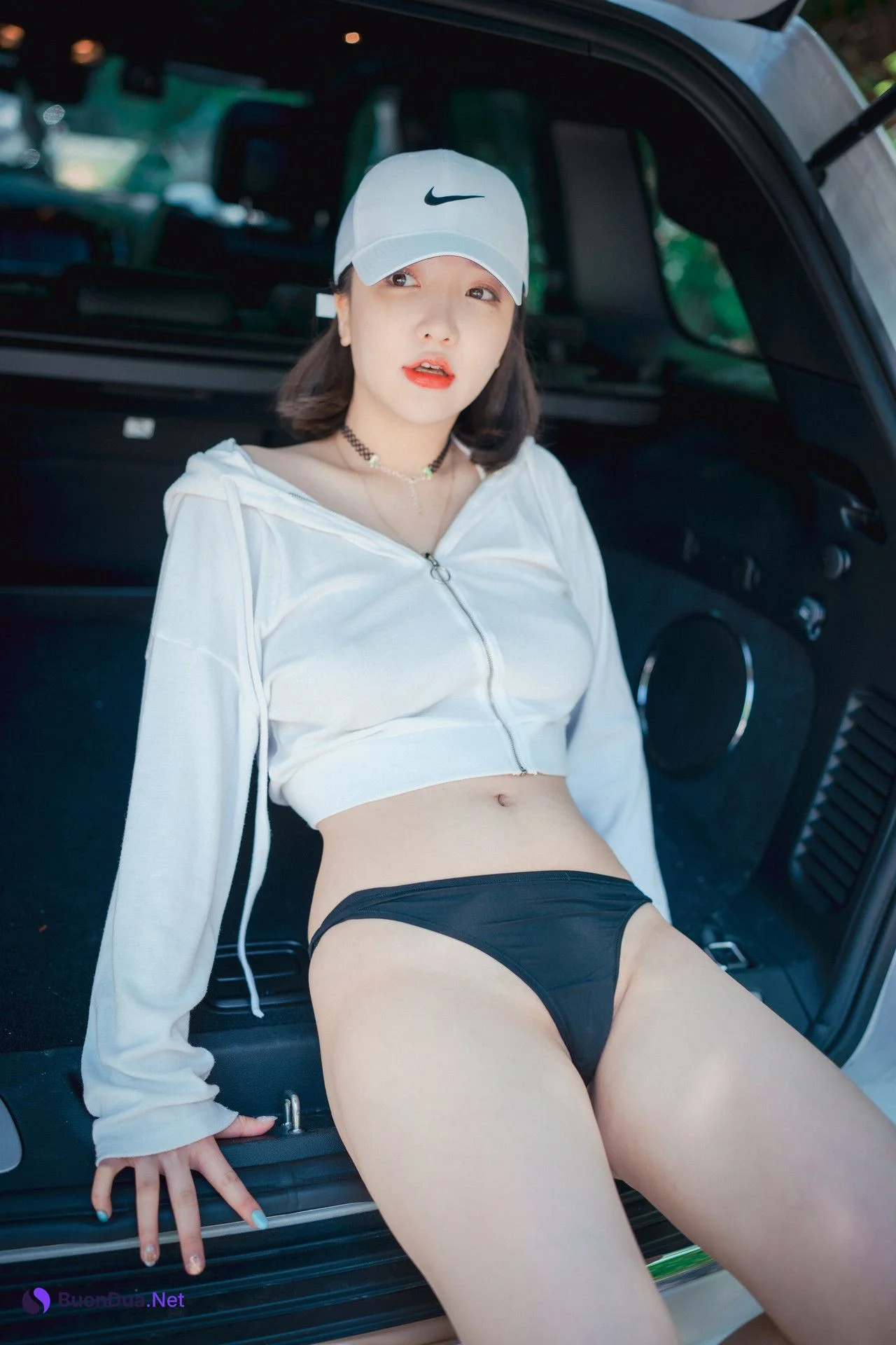 Son Yeeun 손예은, [DJAWA] Naughty Trekking Set.05 - Photo 12