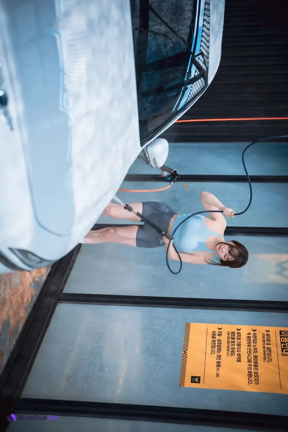 Son Yeeun 손예은, DJAWA 「Wash My Car」 Set.02 - Photo 5