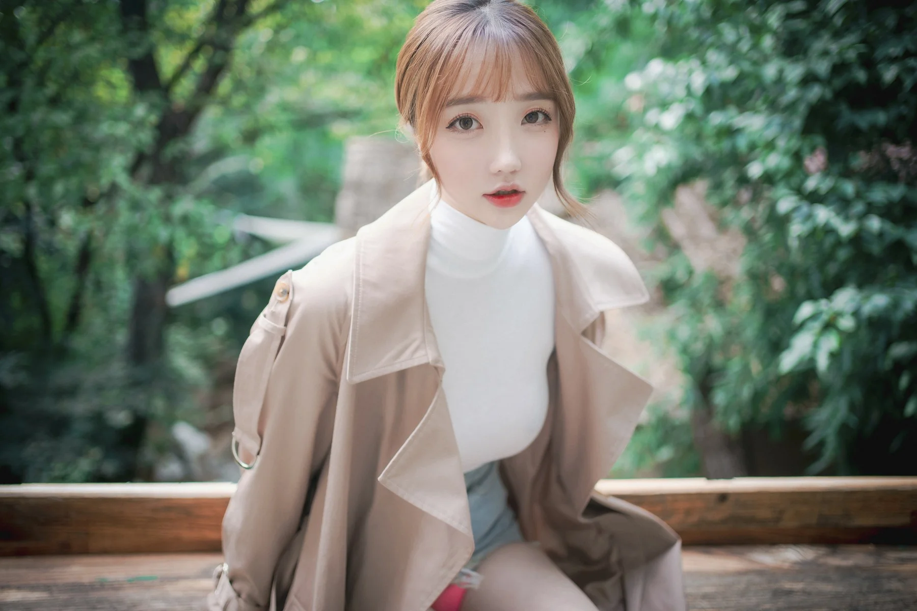 Son Yeeun 손예은, [LOOZY] A Snap of Intimacy Set.01