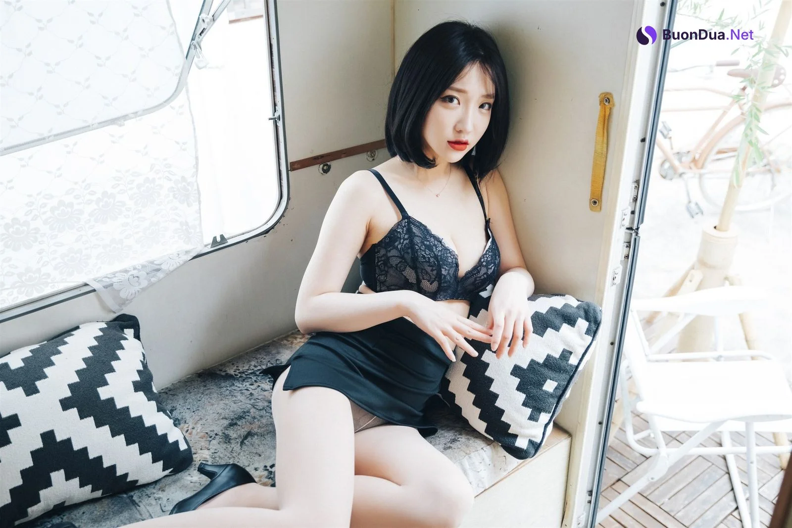 Son Yeeun 손예은, [LOOZY] Officegirl s Vacation Vol.02 – Set.02 - Photo 12