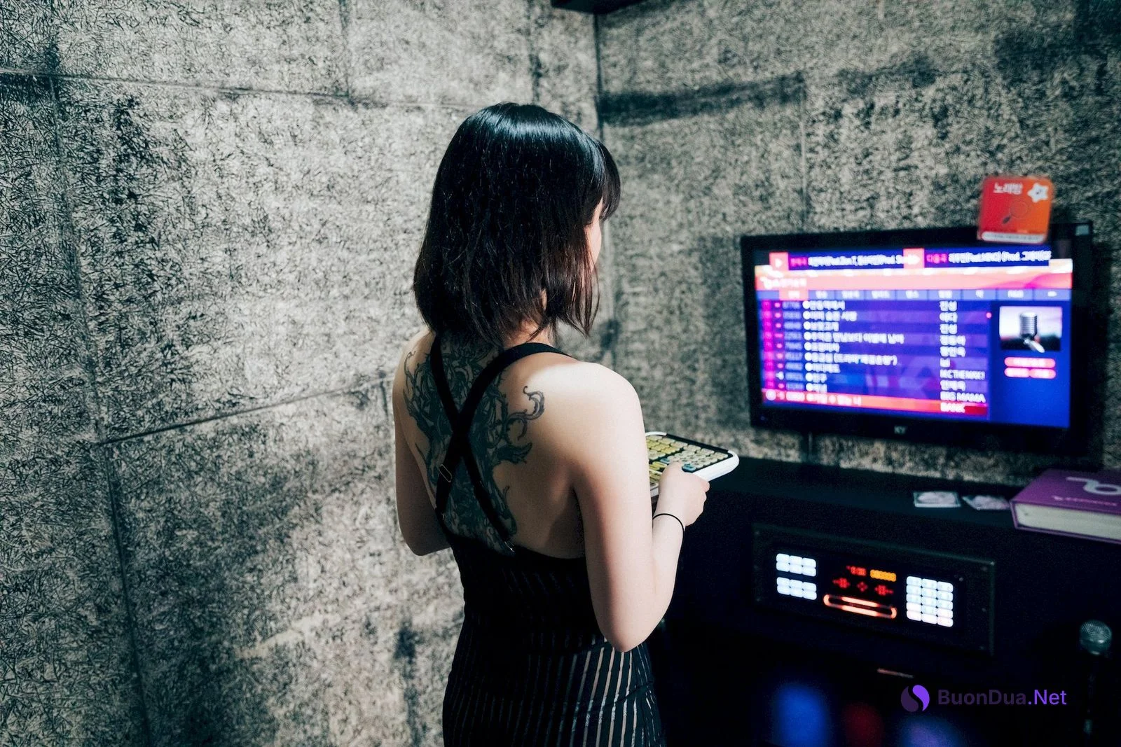Son Yeeun 손예은, [Loozy] Player (S.ver) Set.01 - Photo 3
