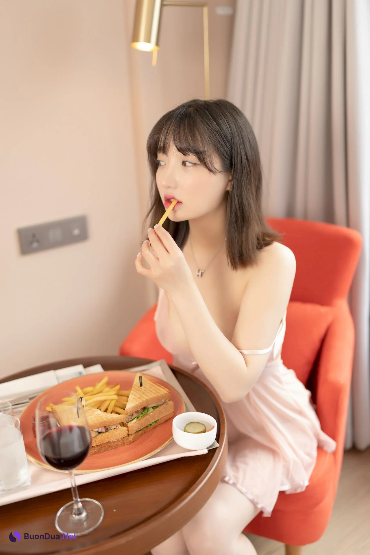 Son Yeeun 손예은, [SIDAM] Vol.02 디지털화보 Set.02 - Photo 4