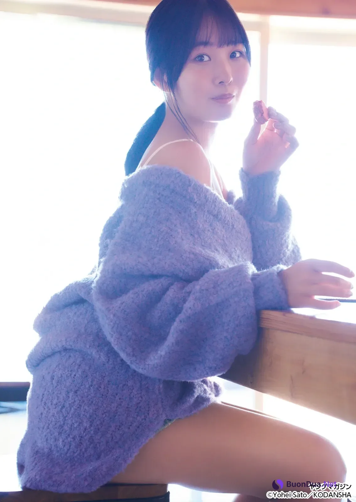 Sona Akita 秋田そな, Young Magazine 2025 No.52 (ヤングマガジン 2025年52号) - Photo 6