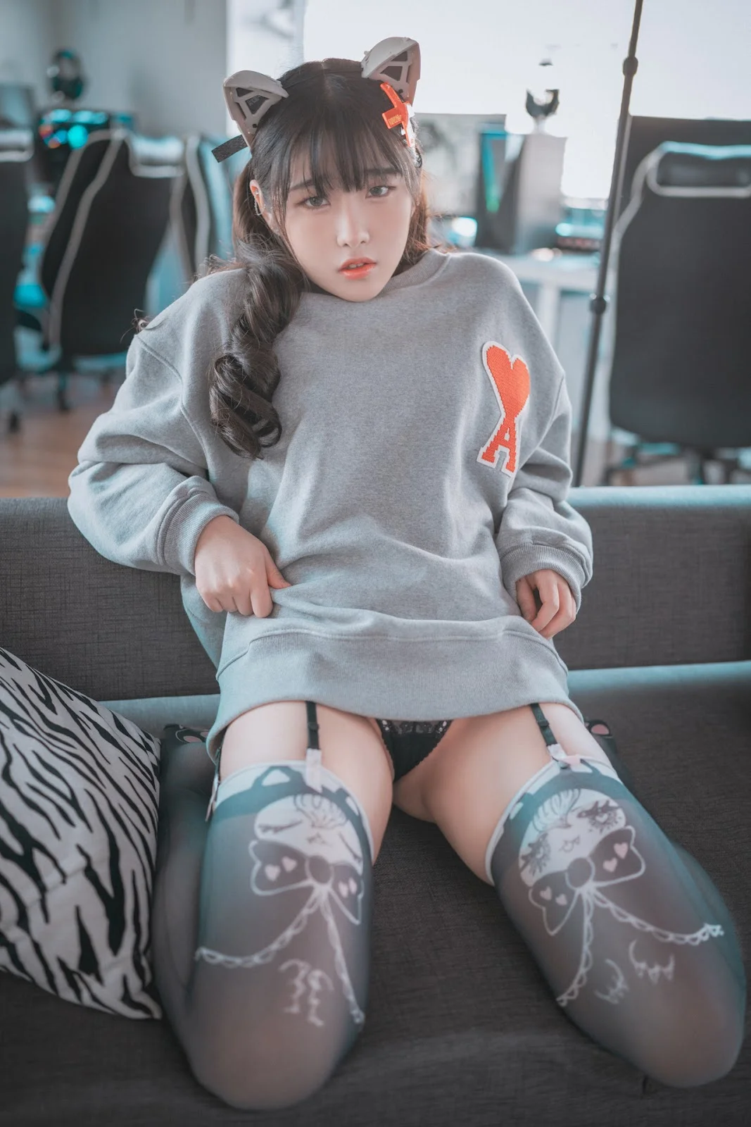 Sonson 손손, [DJAWA] “Plug Me In” Set.02