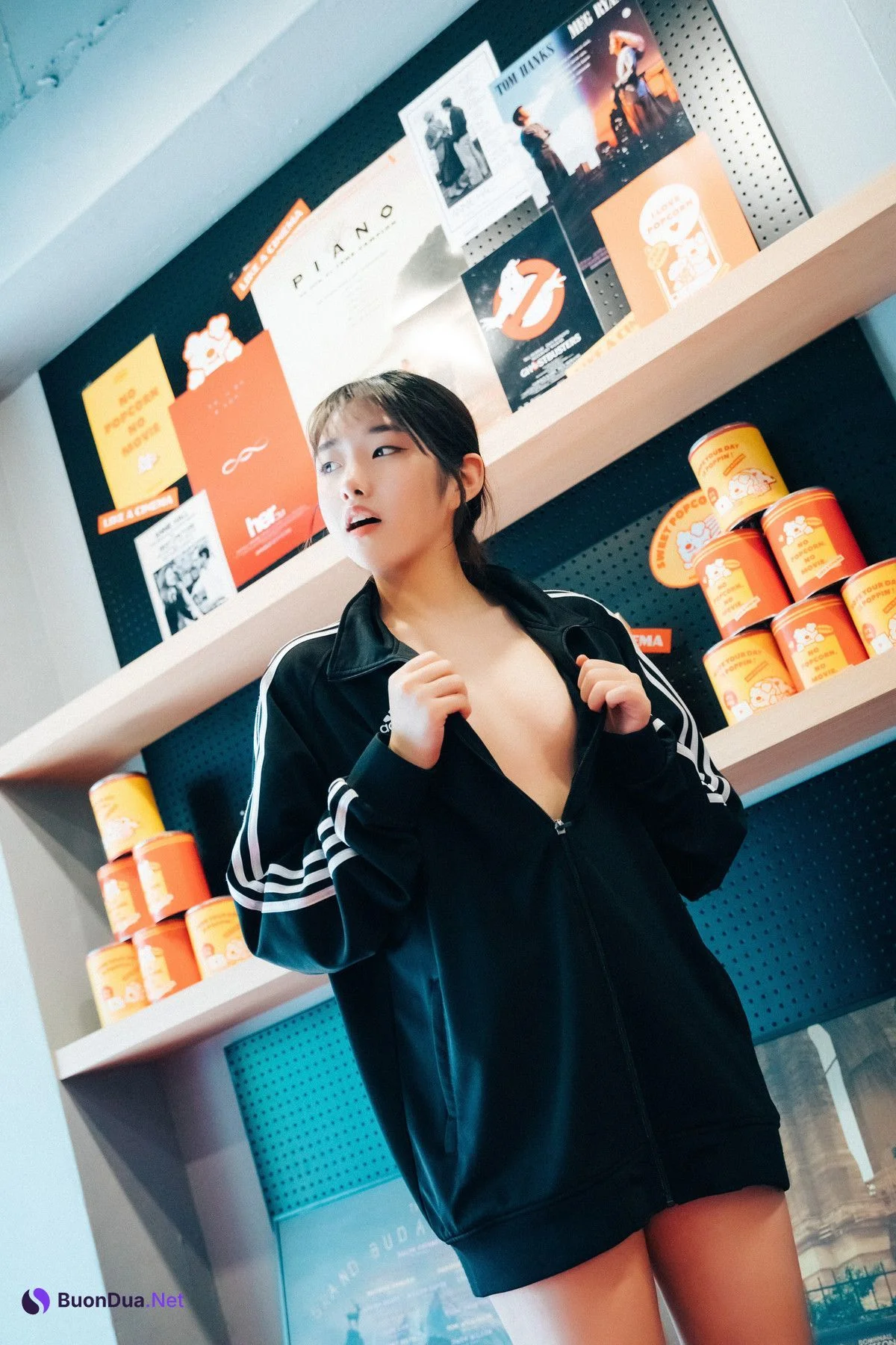 Sonson 손손, [Loozy] Cinema Girl (+S.Ver) Set.01 - Photo 16