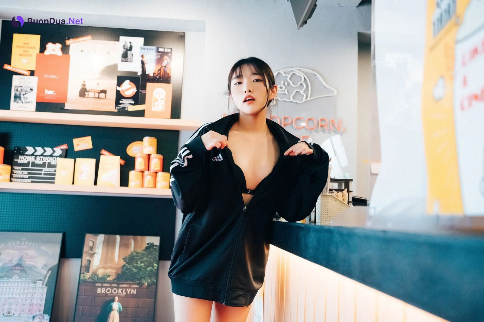 Sonson 손손, [Loozy] Cinema Girl (+S.Ver) Set.01 - Photo 7