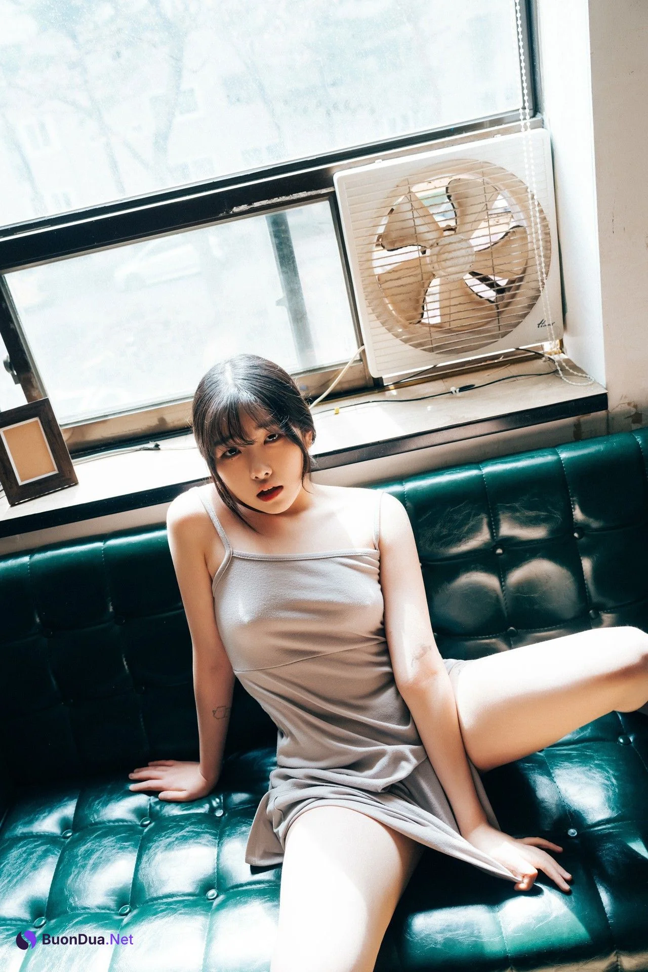 Sonson 손손, [Loozy] Comic Shop Girl (+S.Ver) - Photo 2