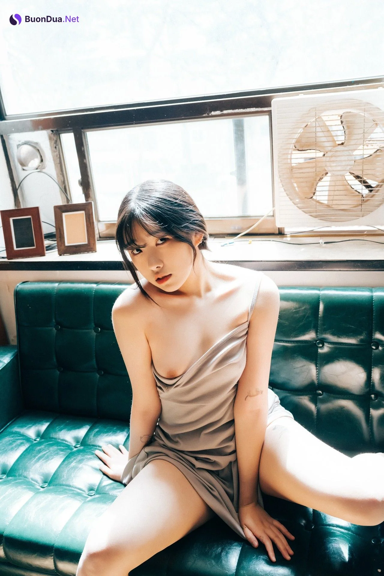 Sonson 손손, [Loozy] Comic Shop Girl (+S.Ver) - Photo 8