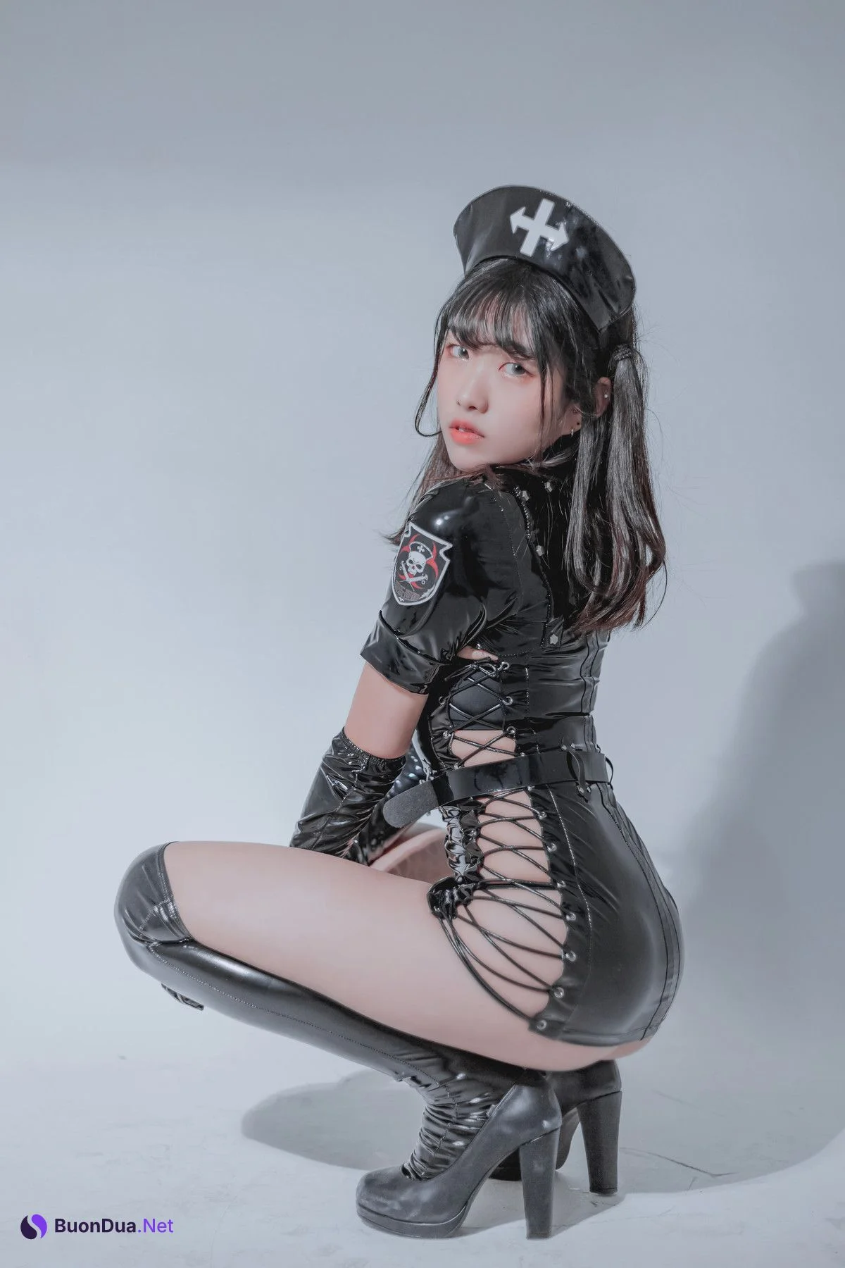 Sonson 손손, [Loozy] Dark Maid - Photo 11