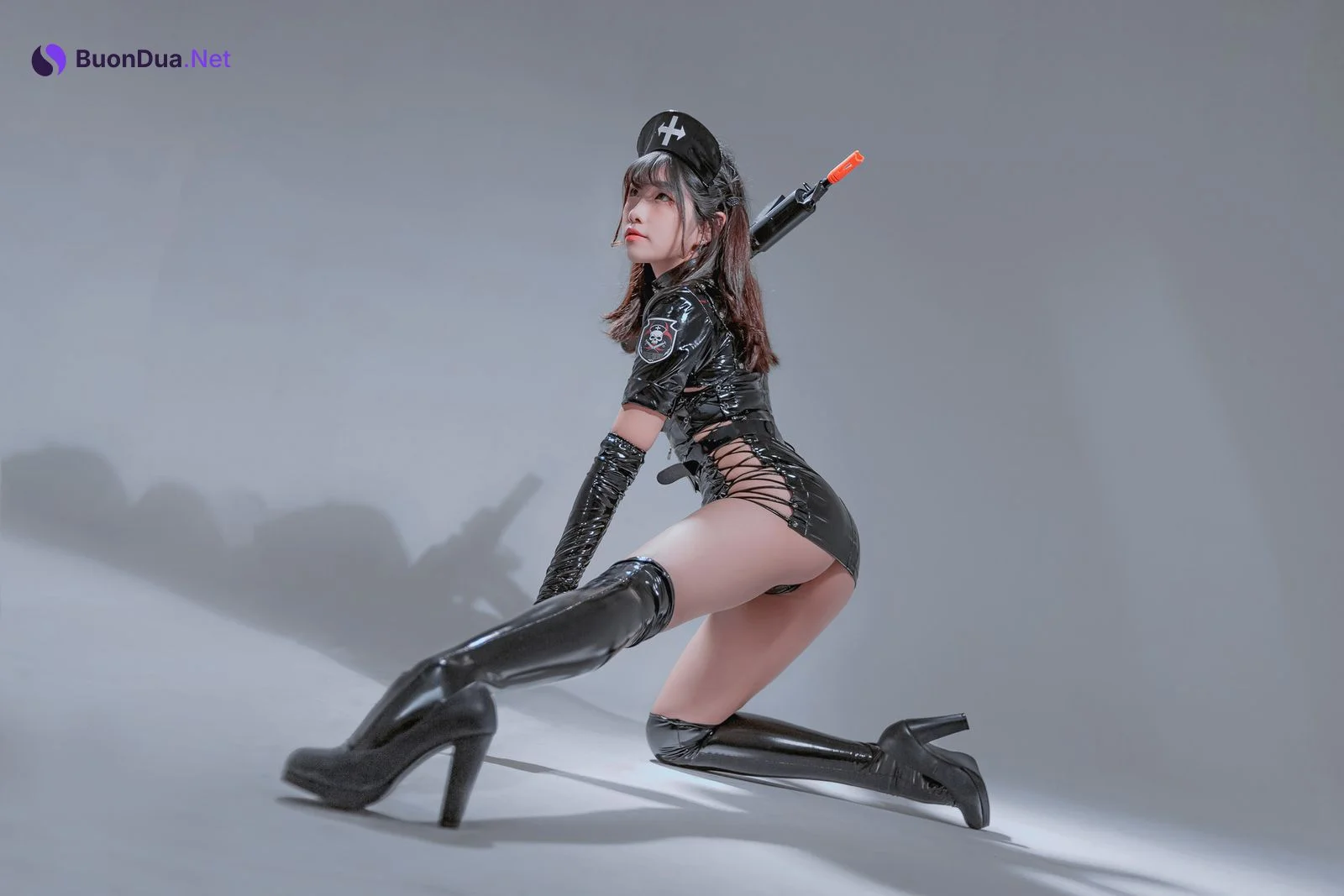 Sonson 손손, [Loozy] Dark Maid - Photo 19