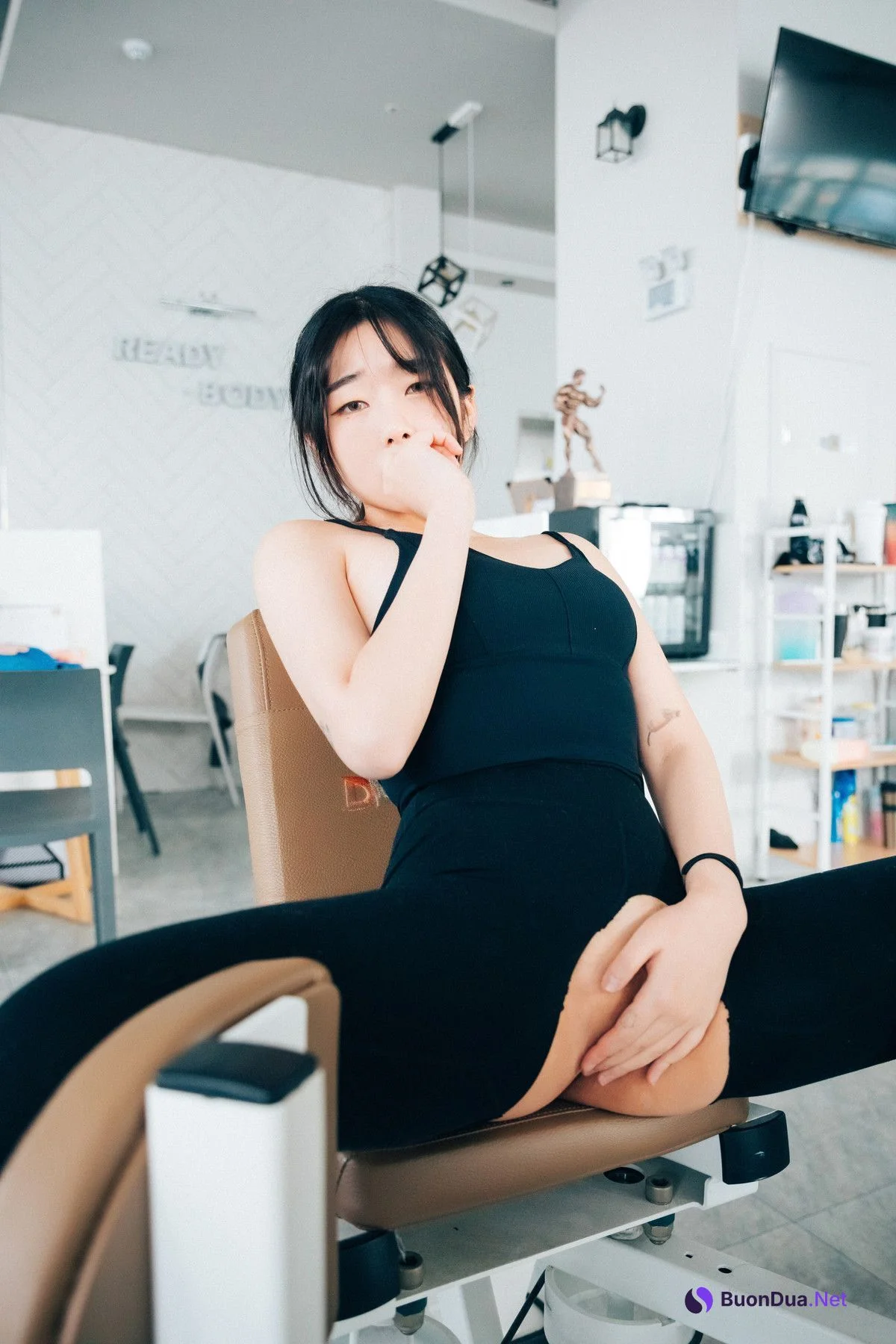 Sonson 손손, [Loozy] Personal Trainer Set.01 - Photo 19