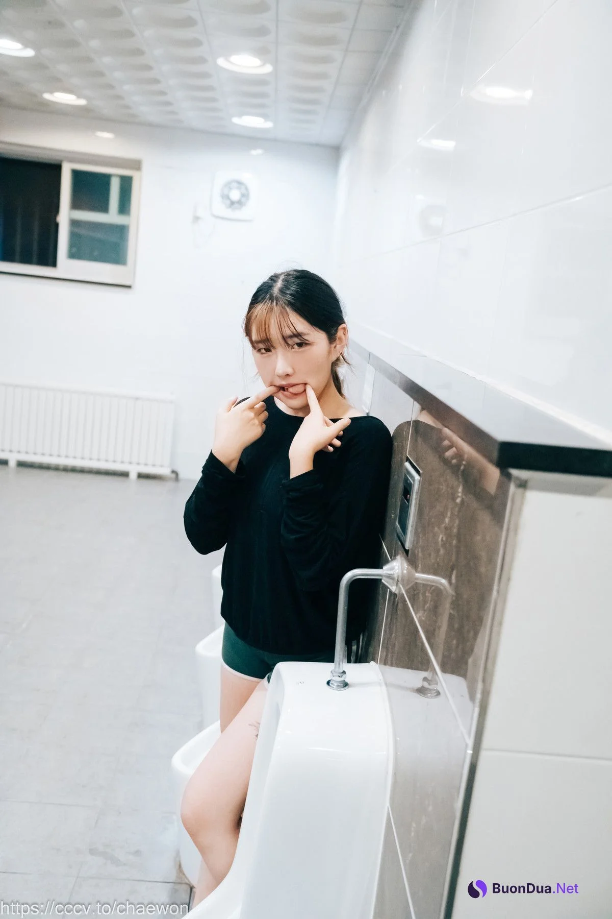 Sonson 손손, [Loozy] Public Toilet Set.02 - Photo 5