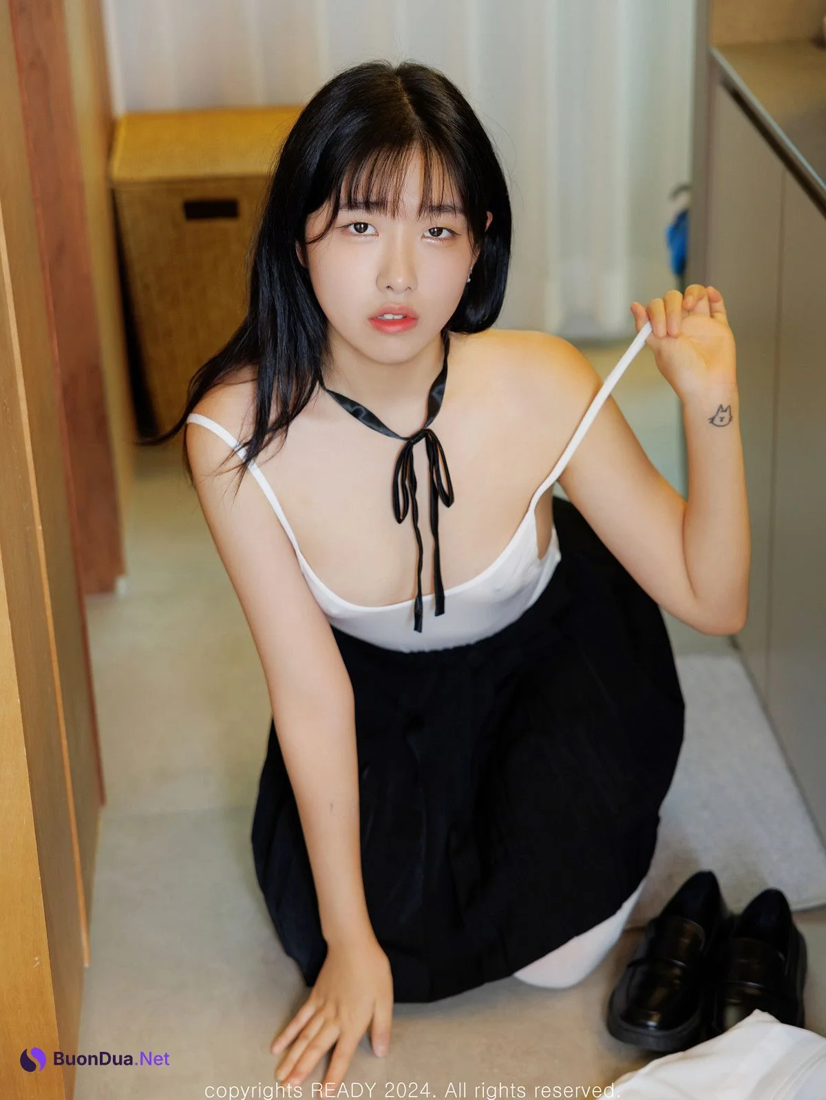 Sonson 손손, Ready Photobook Vol.01 ‘Sonson Debut’ Set.01 - Photo 5