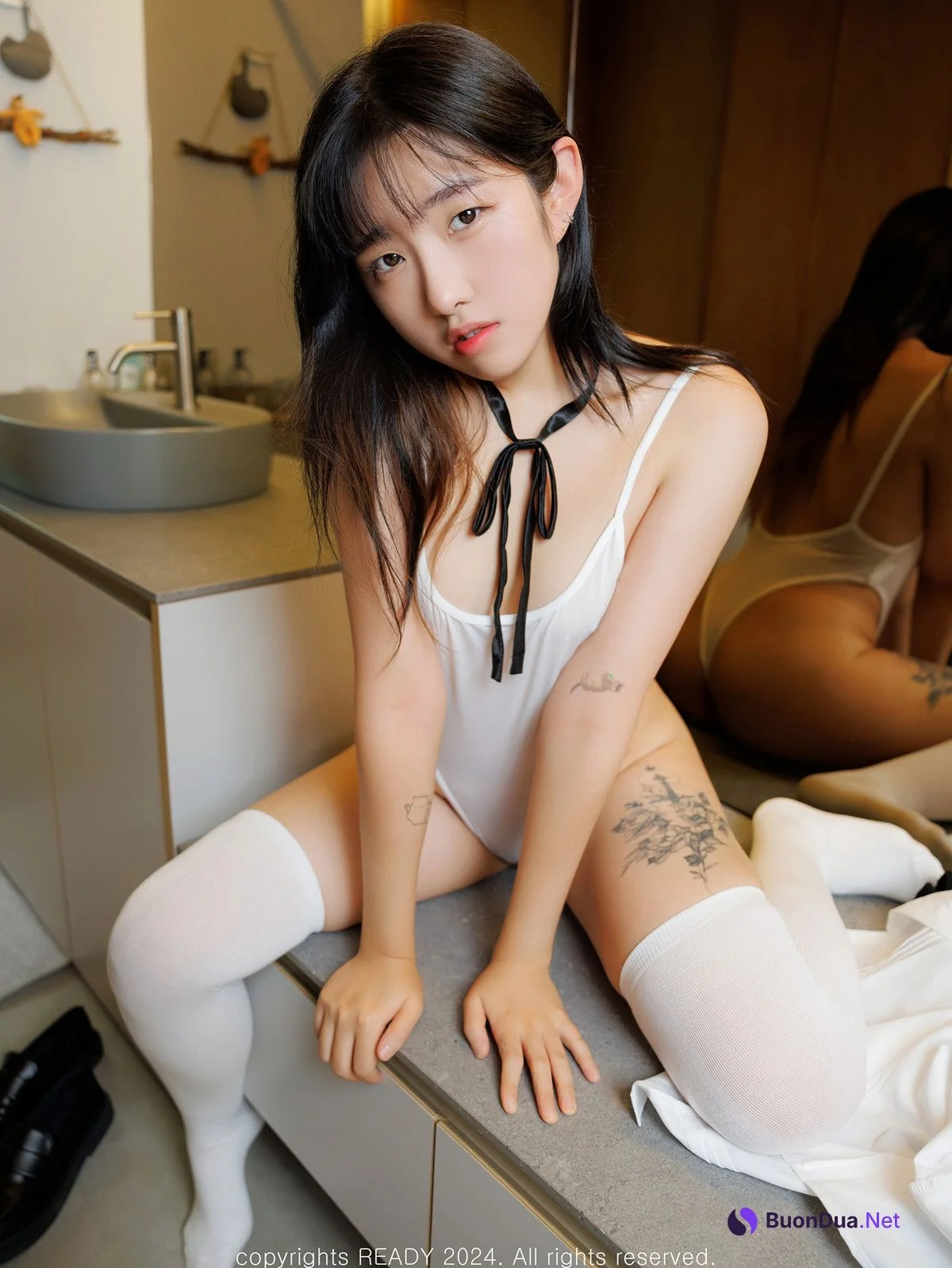 Sonson 손손, Ready Photobook Vol.01 ‘Sonson Debut’ Set.03 - รูปภาพ 2