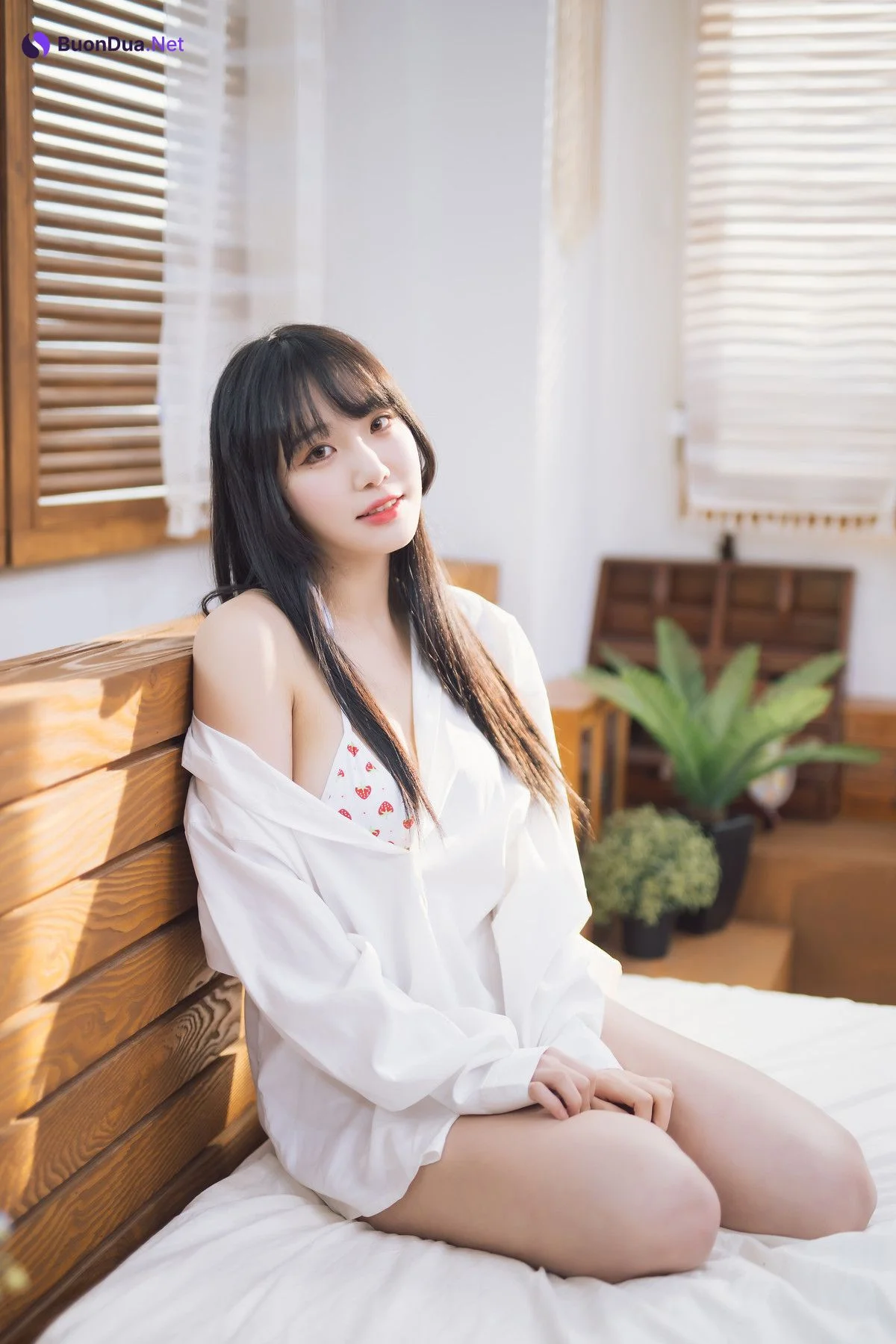 Sooflower 수련수련, Strawberry Photobook Set.01 - Photo 16