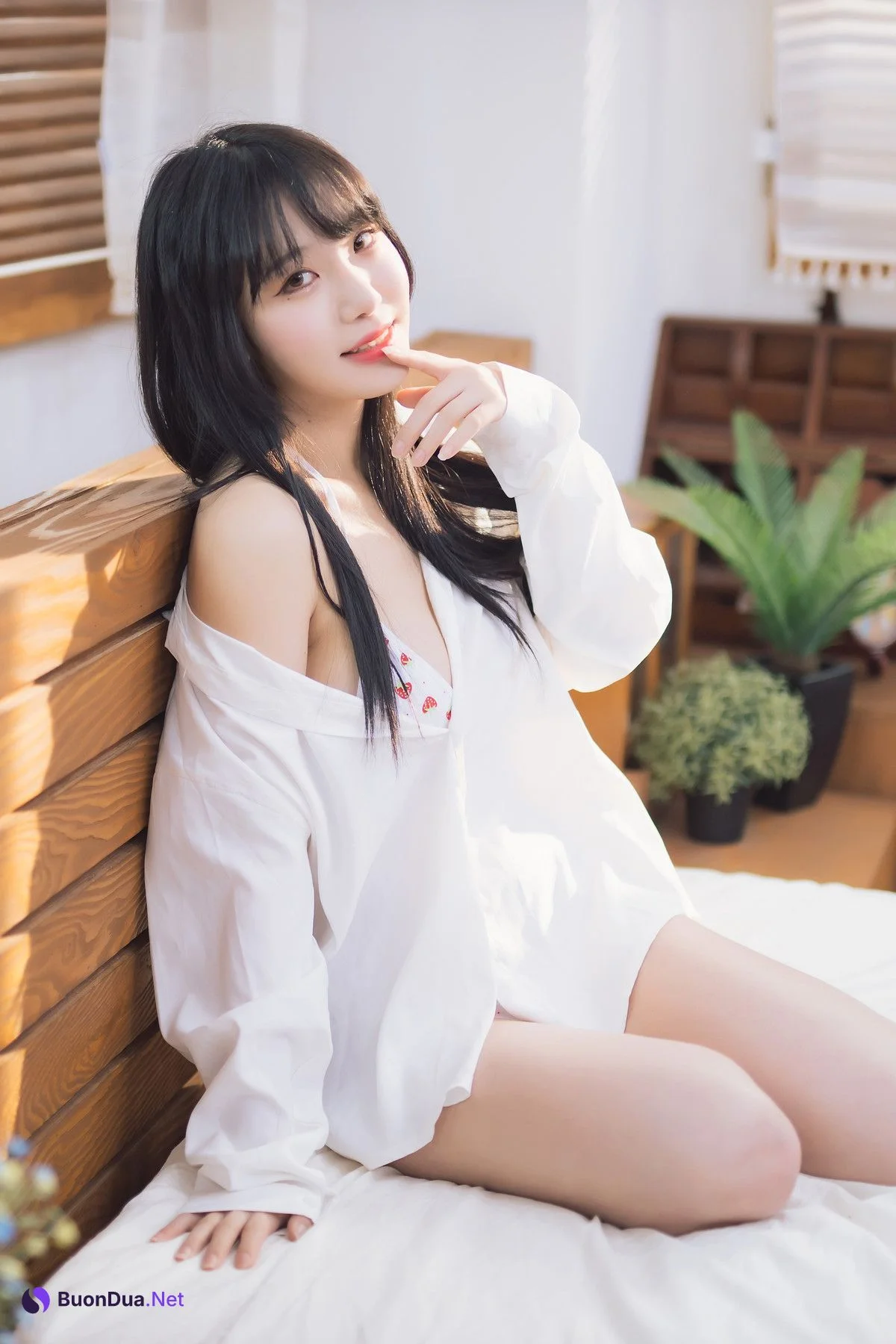 Sooflower 수련수련, Strawberry Photobook Set.01 - Photo 18