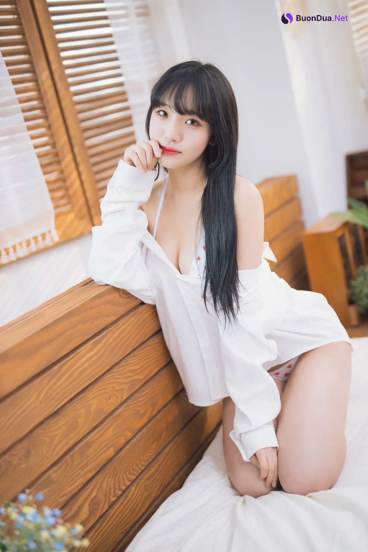 Sooflower 수련수련, Strawberry Photobook Set.01 - Photo 20