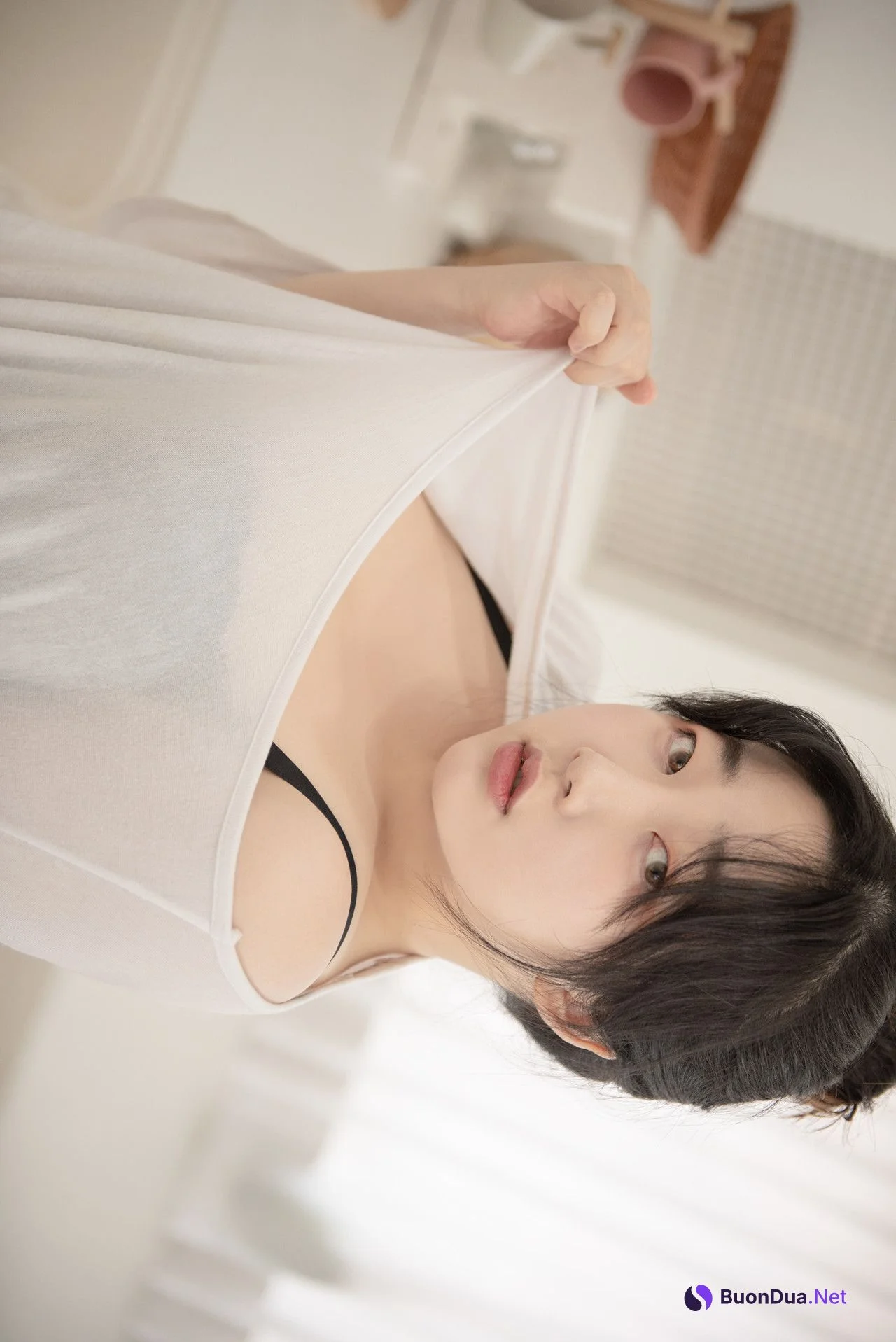 Soonjin 순진이, Photobook ‘T-Shirt’ - Photo 12