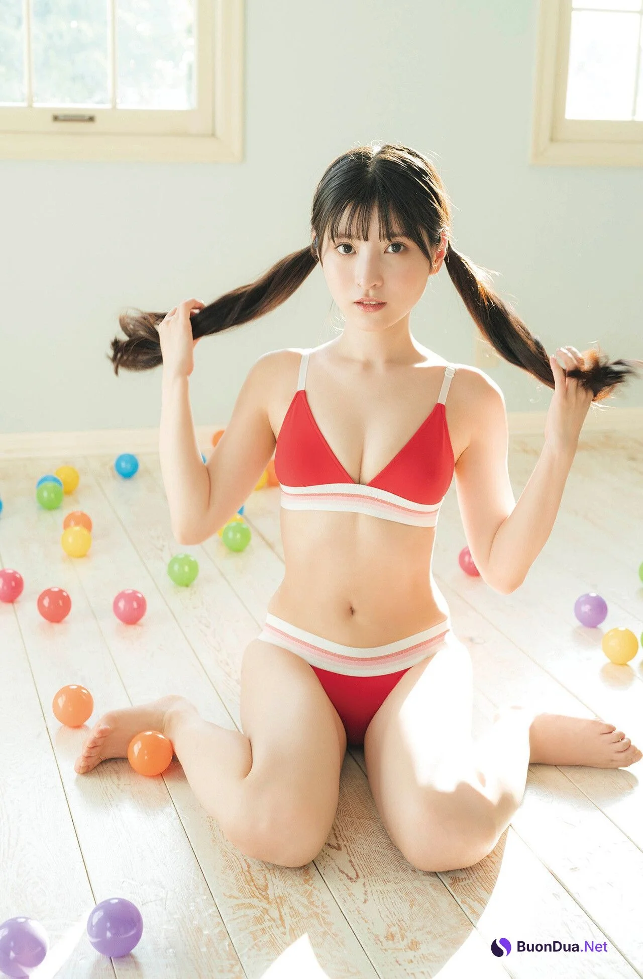 小鳥遊るい ＆ 近藤沙瑛子, STRIKE! デジタル写真集 「ふたりあそび」 Set.02 - 写真 2