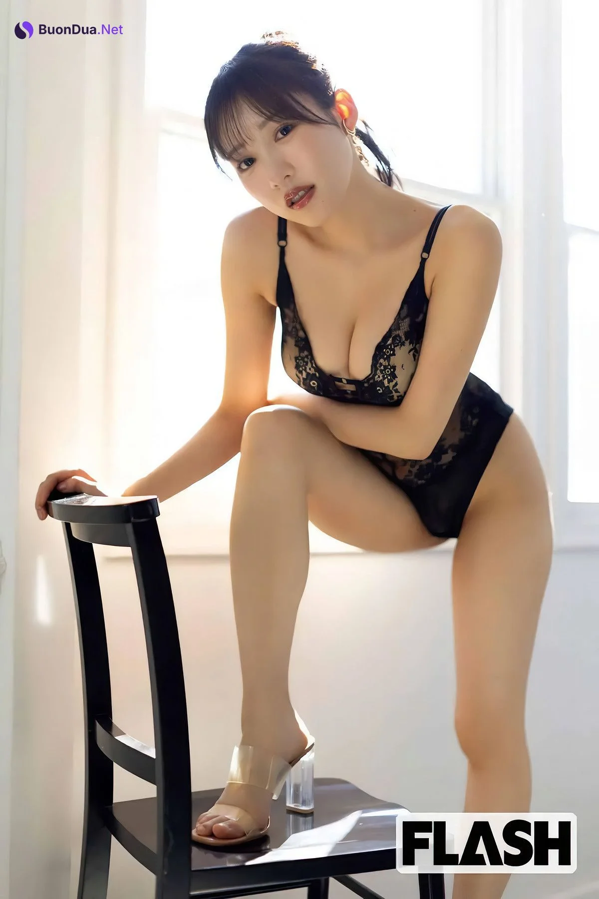 Sumire Yokono 横野すみれ, FLASH 2025.04.15 (フラッシュ 2025年4月15日号) - Photo 9