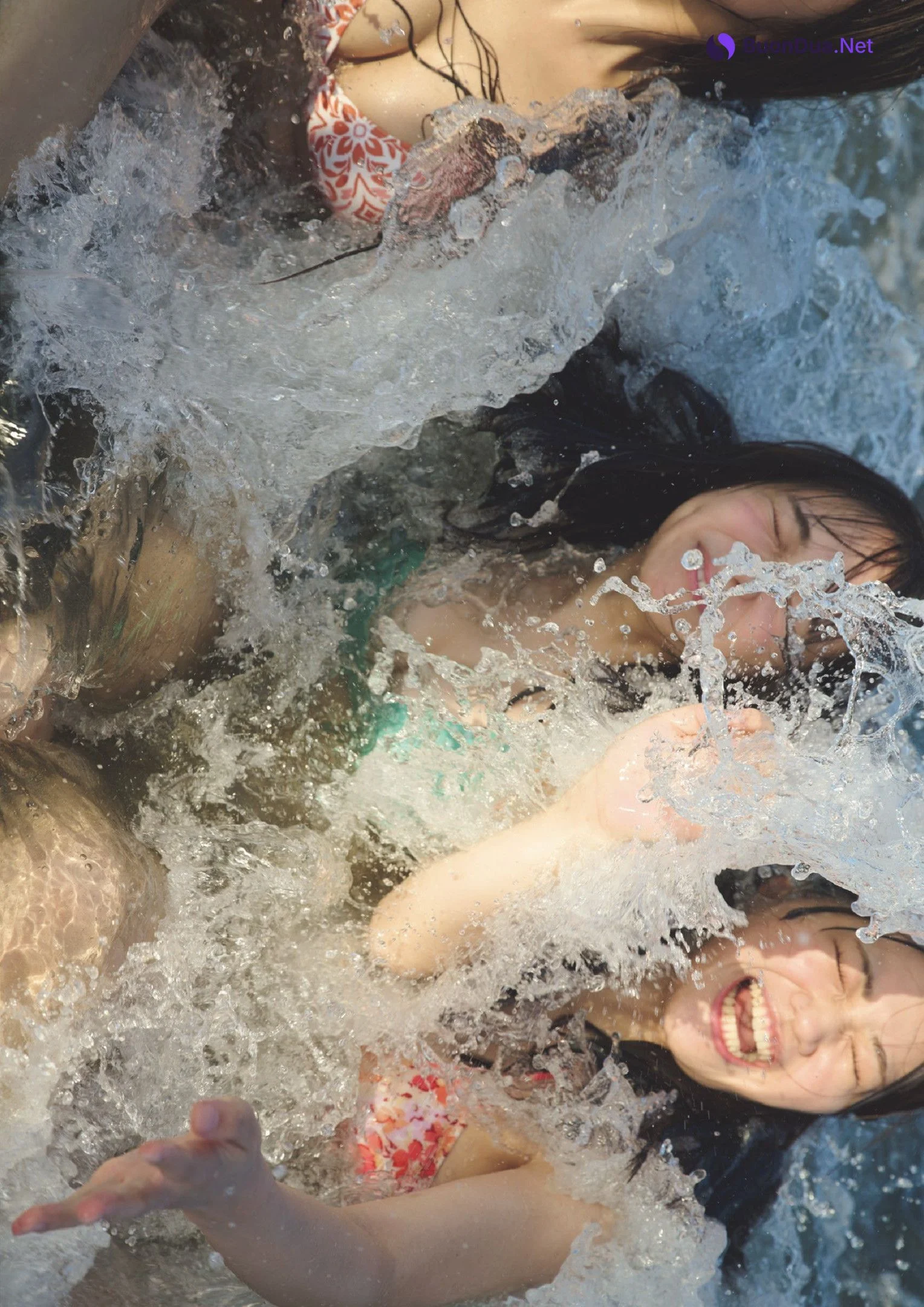 Summer of Love プラチナムガール, Weekly Playboy 2024 No.37 (週刊プレイボーイ 2024年37号) - Photo 5