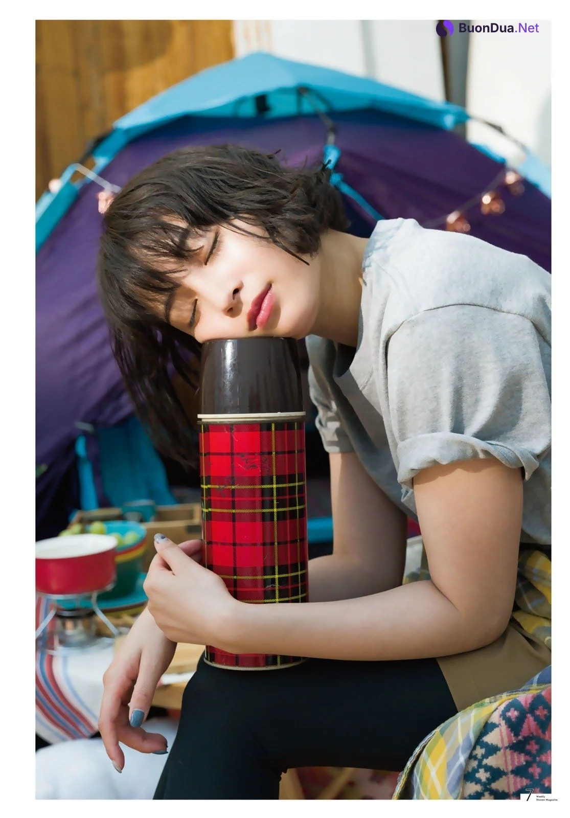 Suzu Hirose 広瀬すず, Shonen Magazine 2021 No.10 (週刊少年マガジン 2021年10号) - Photo 9