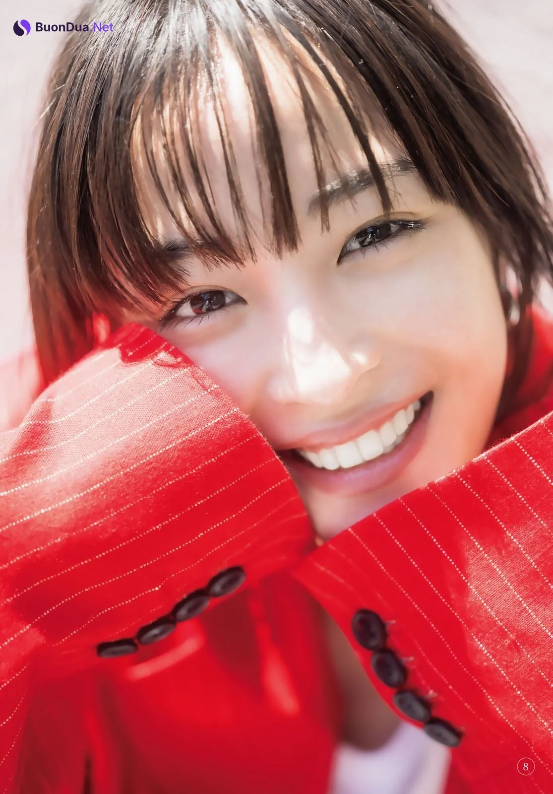 Suzu Hirose 広瀬すず, Shonen Magazine 2023 No.27 (週刊少年マガジン 2023年27号) - Photo 9