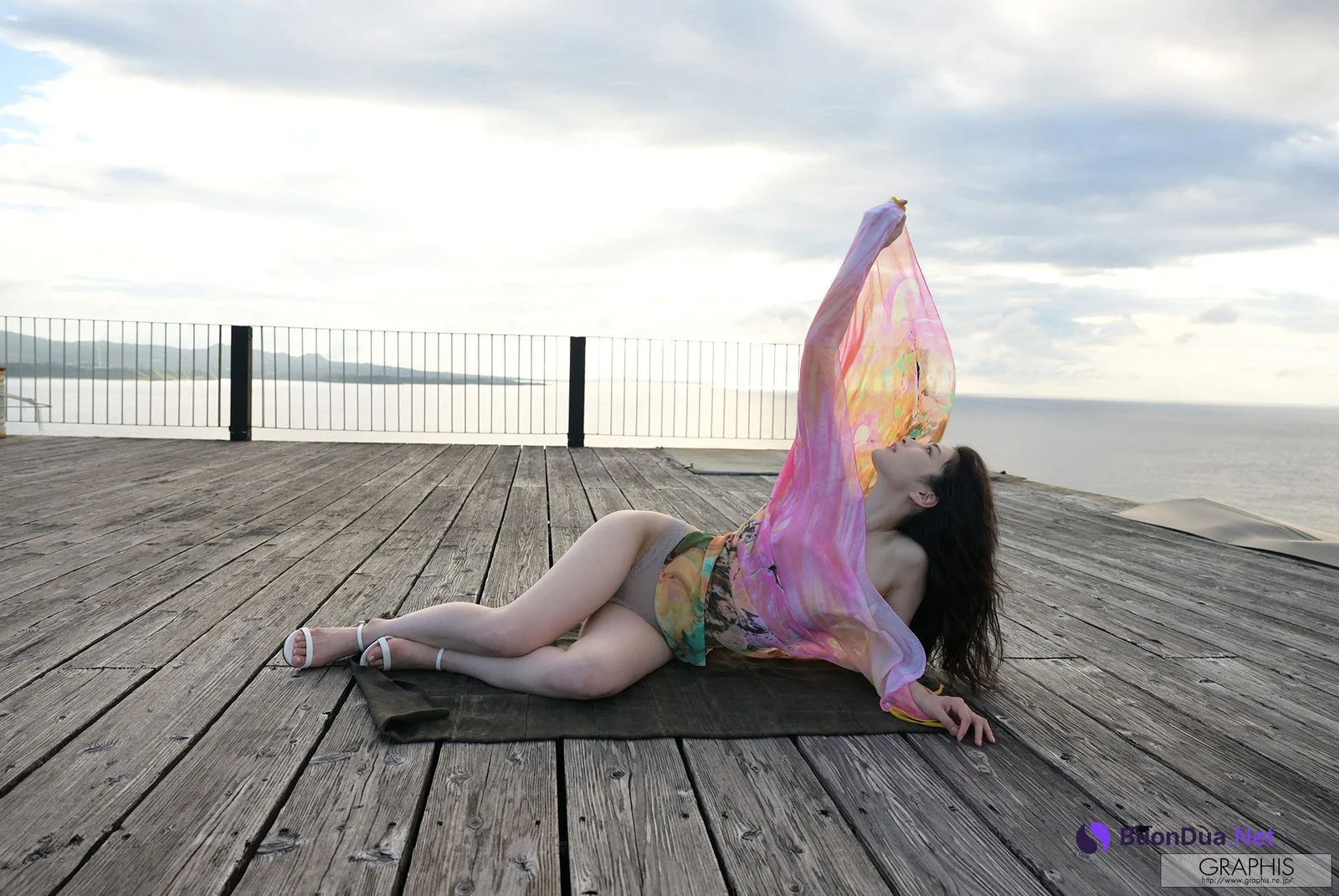 Suzu Honjo 本庄鈴, [Graphis] Gals 「Feeling」 Vol.04 - Photo 3