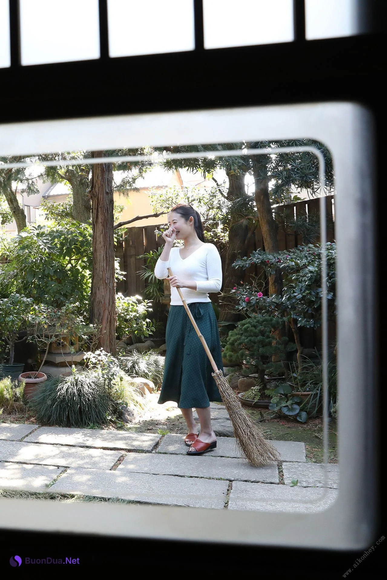 Suzu Matsuoka 松岡すず, 週刊ポストデジタル写真集 「すずさんが好きすぎて…」 Set.01 - Photo 2