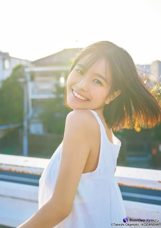 Suzu Natsume 夏芽すず, Young Magazine 2023 No.09 (ヤングマガジン 2023年9号) - Photo 6