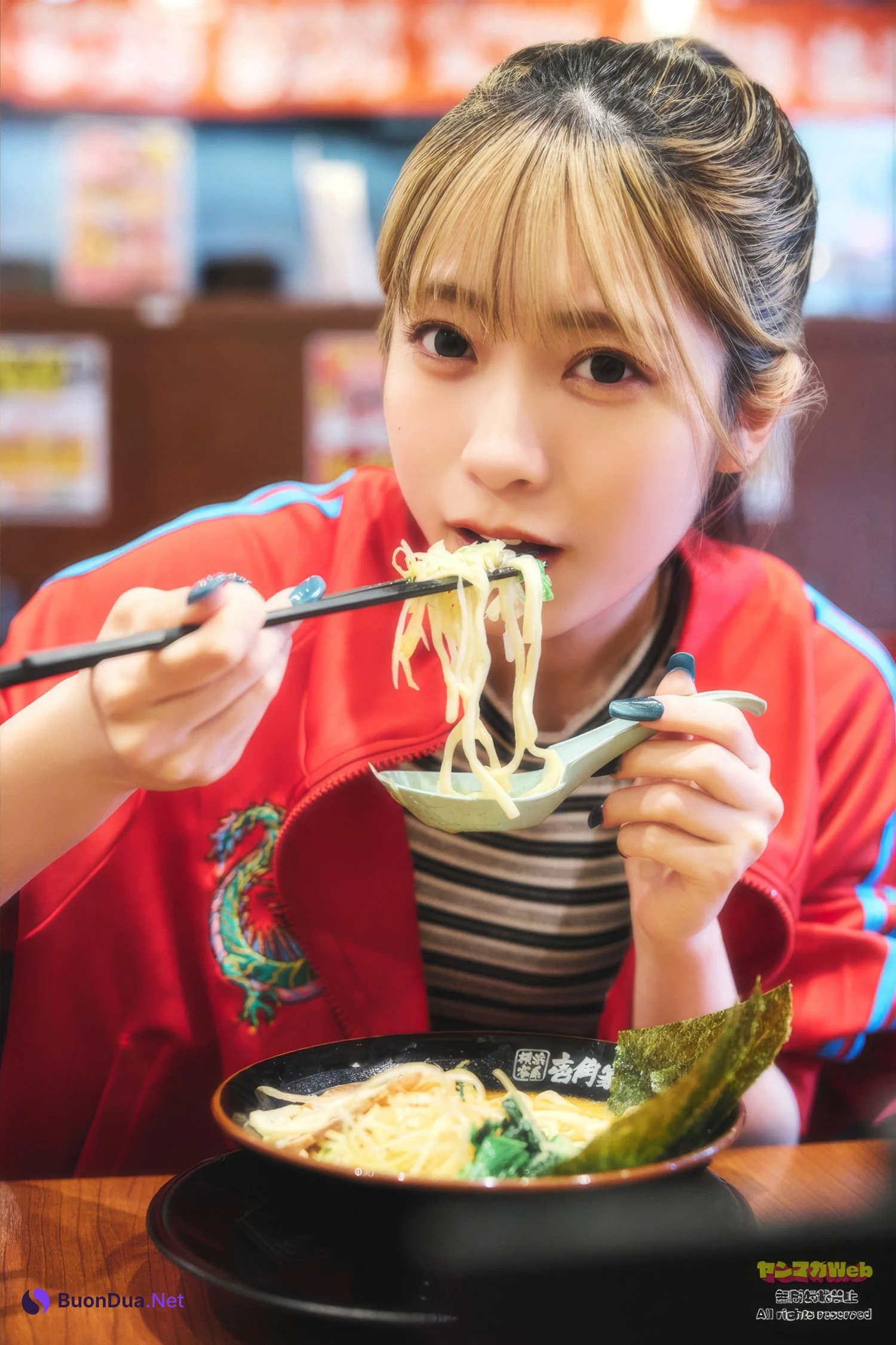 Suzu Sannomiya 三野宮鈴, Young Magazine 2025 No.19 (ヤングマガジン 2025年19号) - Photo 6