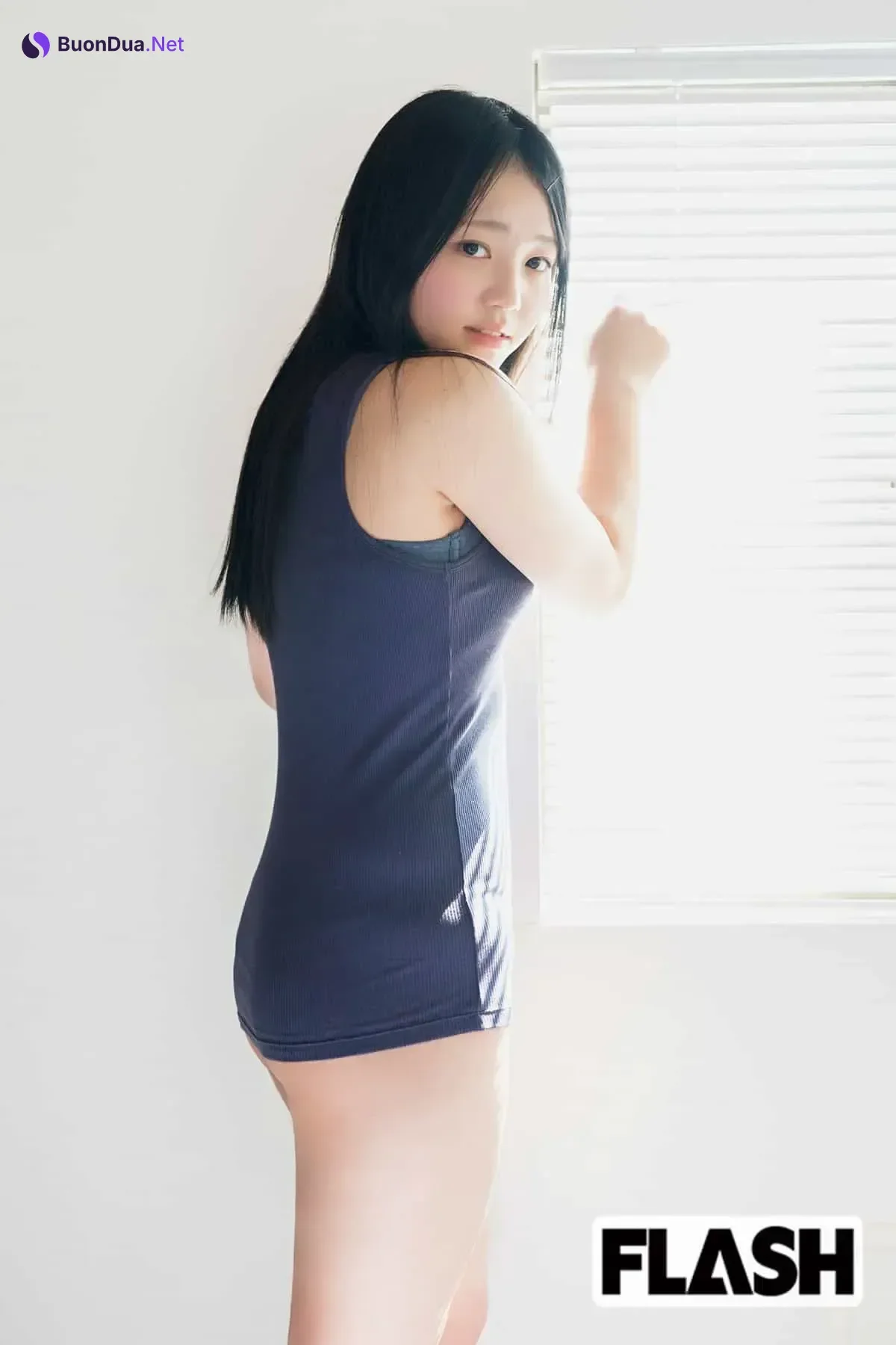 Suzu Suzuhara 鈴原すず, FLASH 2023.10.24 (フラッシュ 2023年10月24日号) - Photo 6
