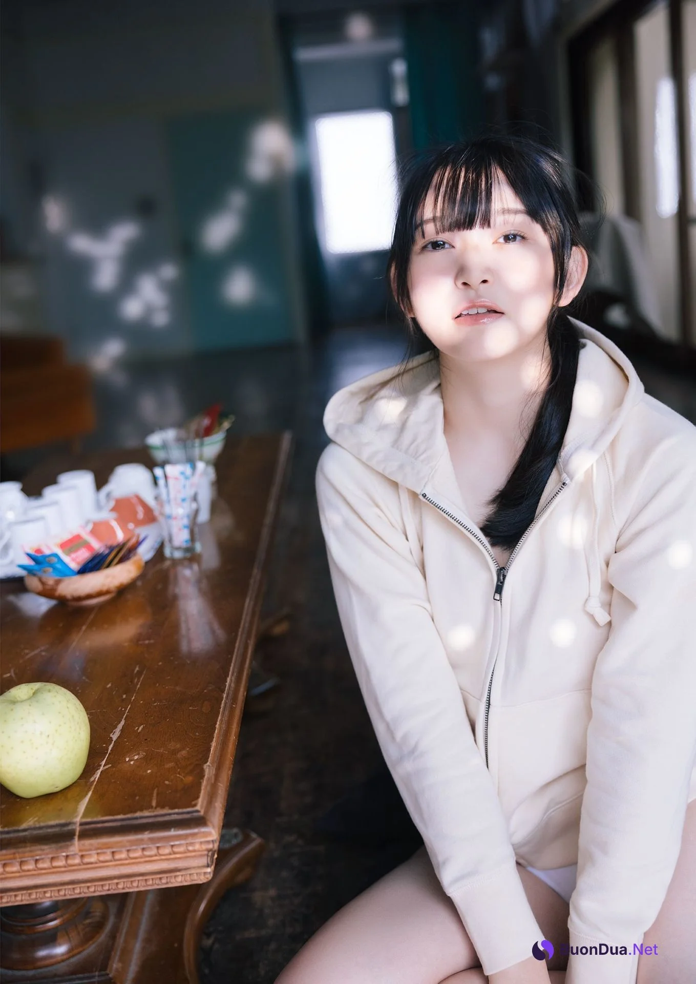Suzuka Sayama 佐山すずか, デジタル限定 YJ Photo Book 「LET IT SHINE！」 Set.01 - Photo 3