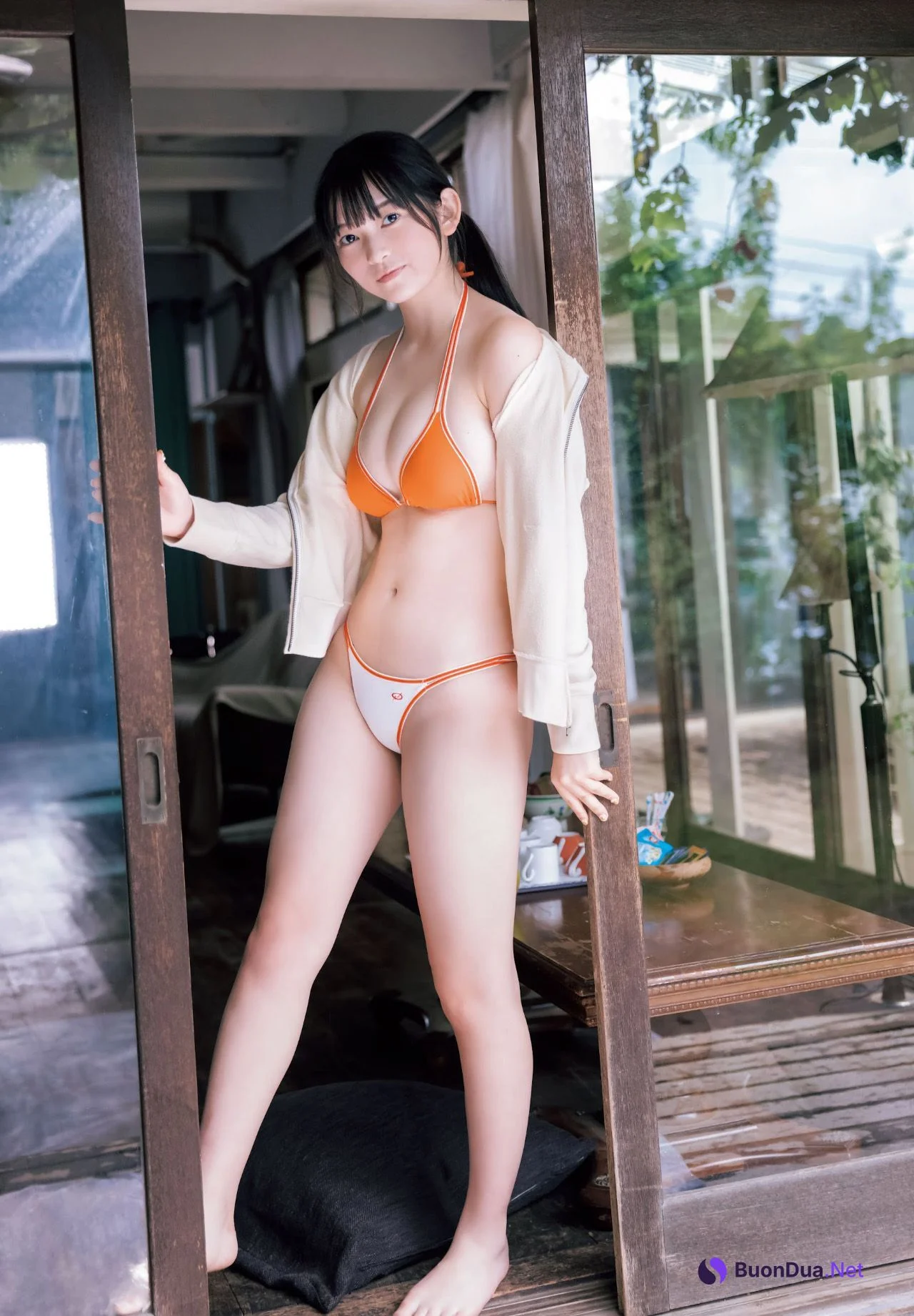 Suzuka Sayama 佐山すずか, Young Jump 2021 No.43 (ヤングジャンプ 2021年43号) - Photo 6