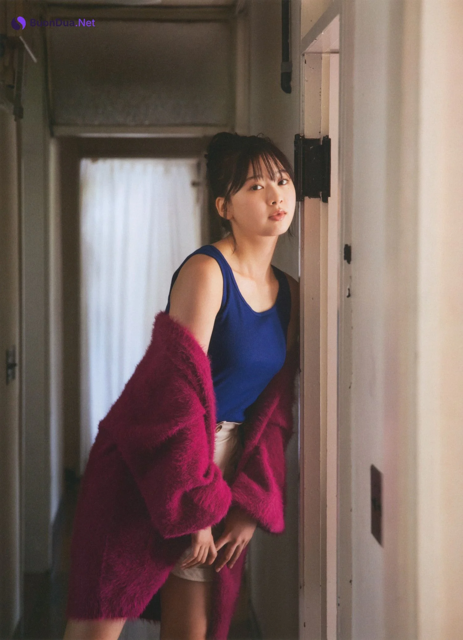 Suzuka Tomita 富田鈴花, BRODY 2022 No.12 (ブロディ 2022年12月号) - Photo 6
