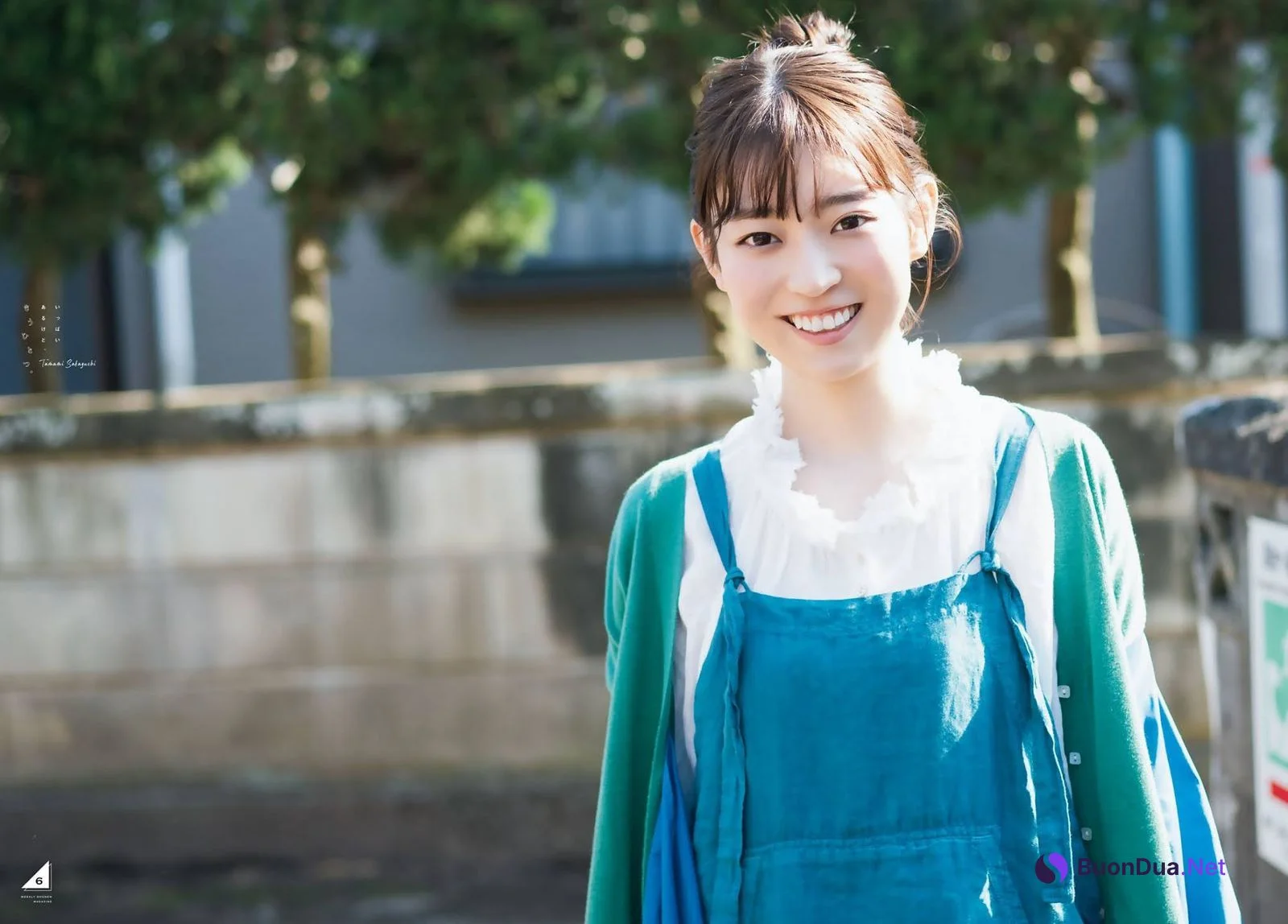Tamami Sakaguchi 阪口珠美, Shonen Magazine 2021 No.18 (週刊少年マガジン 2021年18号) - Photo 7