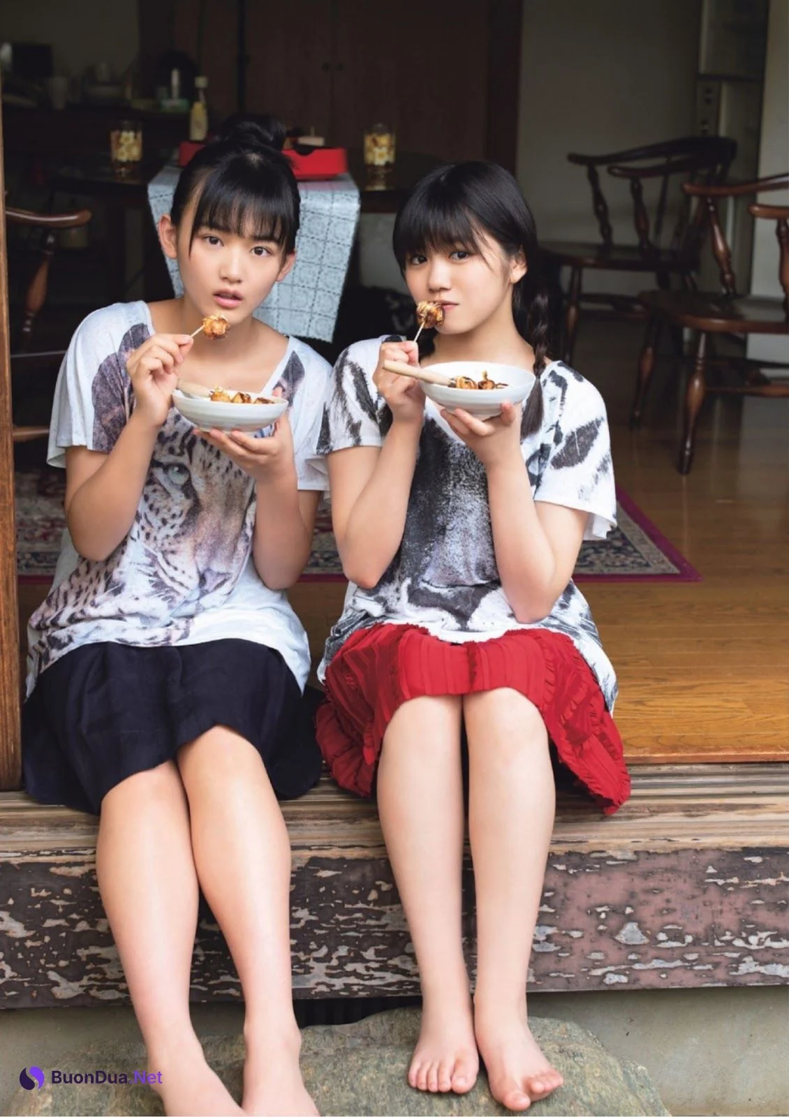 Ten Yamasaki 山﨑天, Yui Takemoto 武元唯衣, FLASH スペシャル グラビアBEST 2019盛夏号 - Photo 3