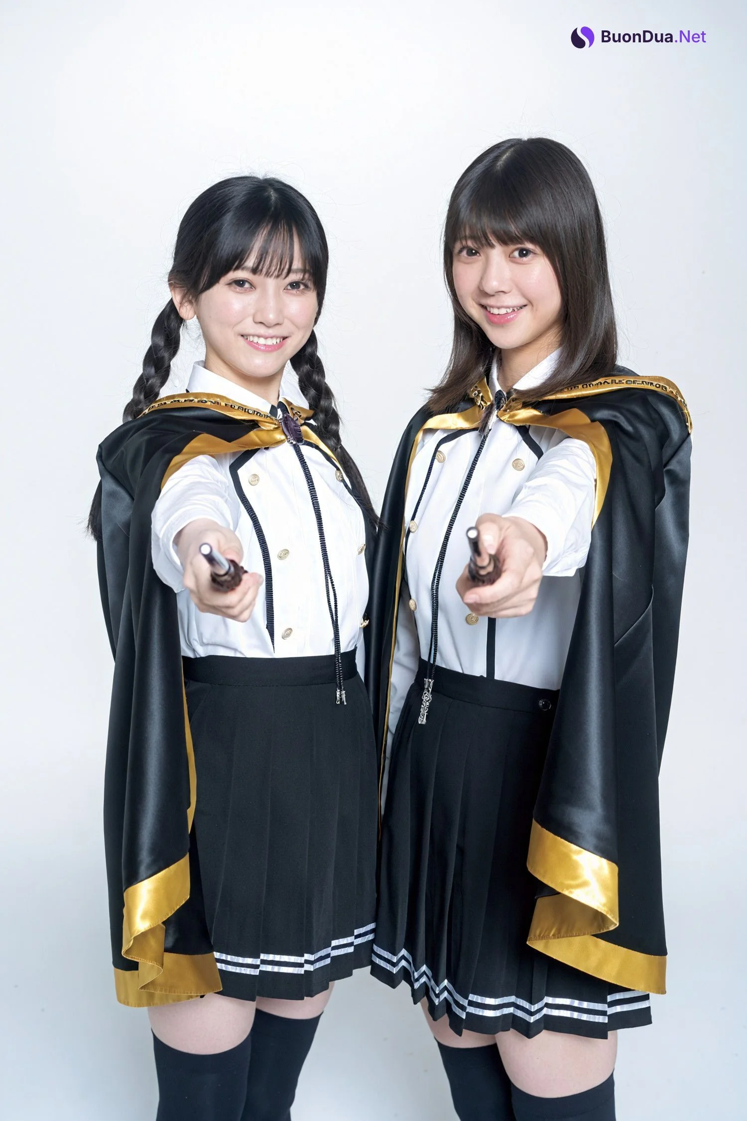 Teresa Ikeda 池田瑛紗, Nao Tomisato 冨里奈央, Bessatsu Shonen Magazine 2024 No.10 (別冊少年マガジン 2024年10号) - รูปภาพ 6