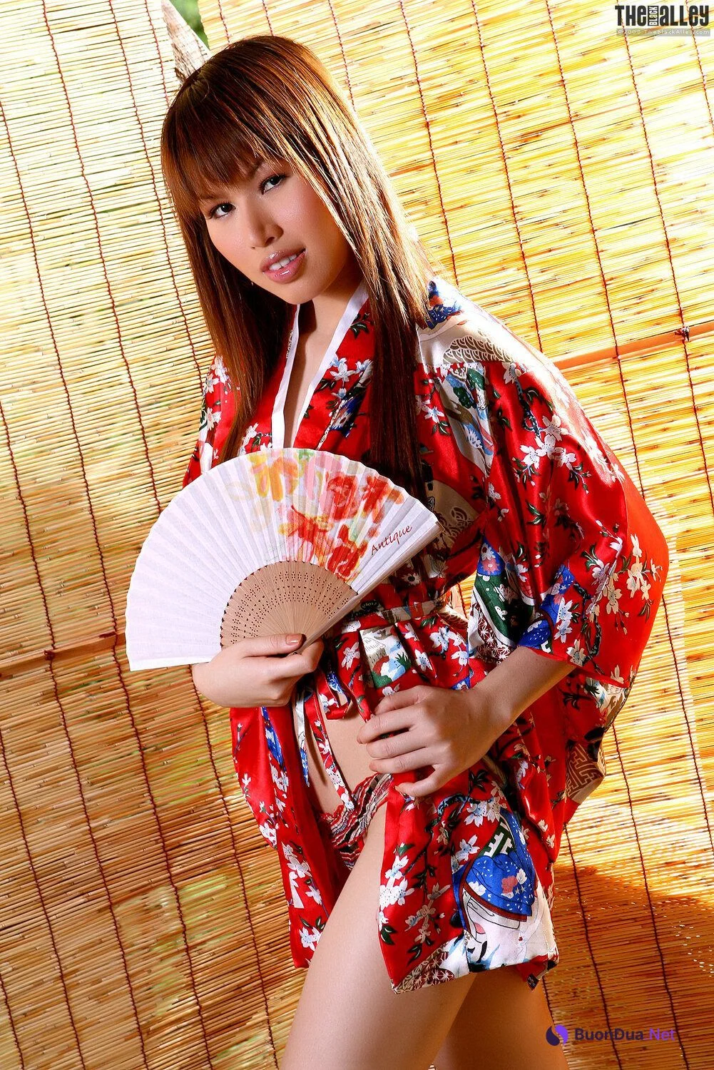 [The Black Alley] Marci Yee Photo Set.11 - Photo 3