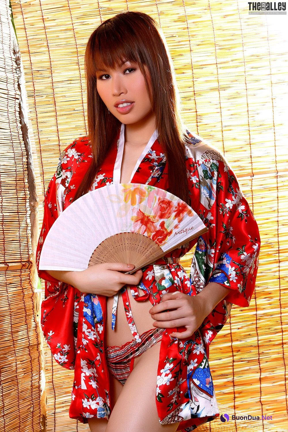 [The Black Alley] Marci Yee Photo Set.11 - Photo 5