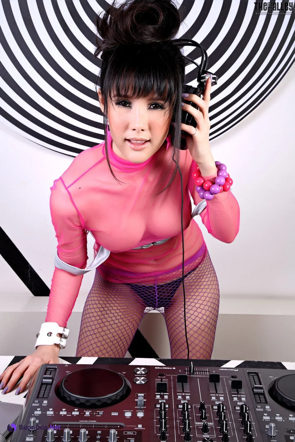 [The Black Alley] Mona Fong Set.02 - Photo 9