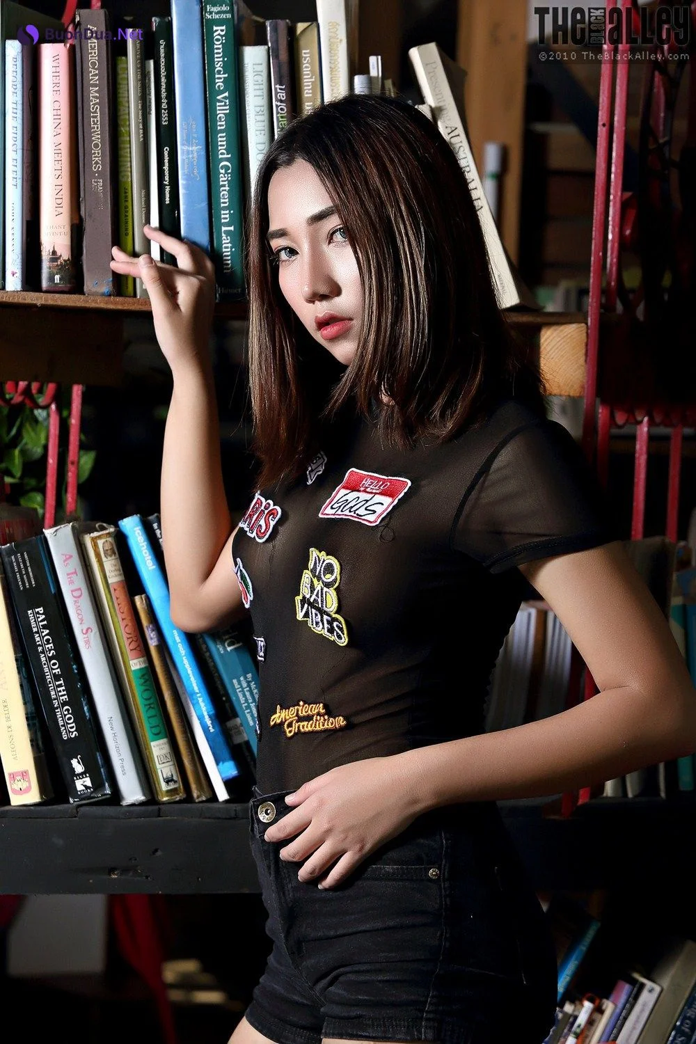 [The Black Alley] VIP Zone Roxana Set.P02 - Photo 2