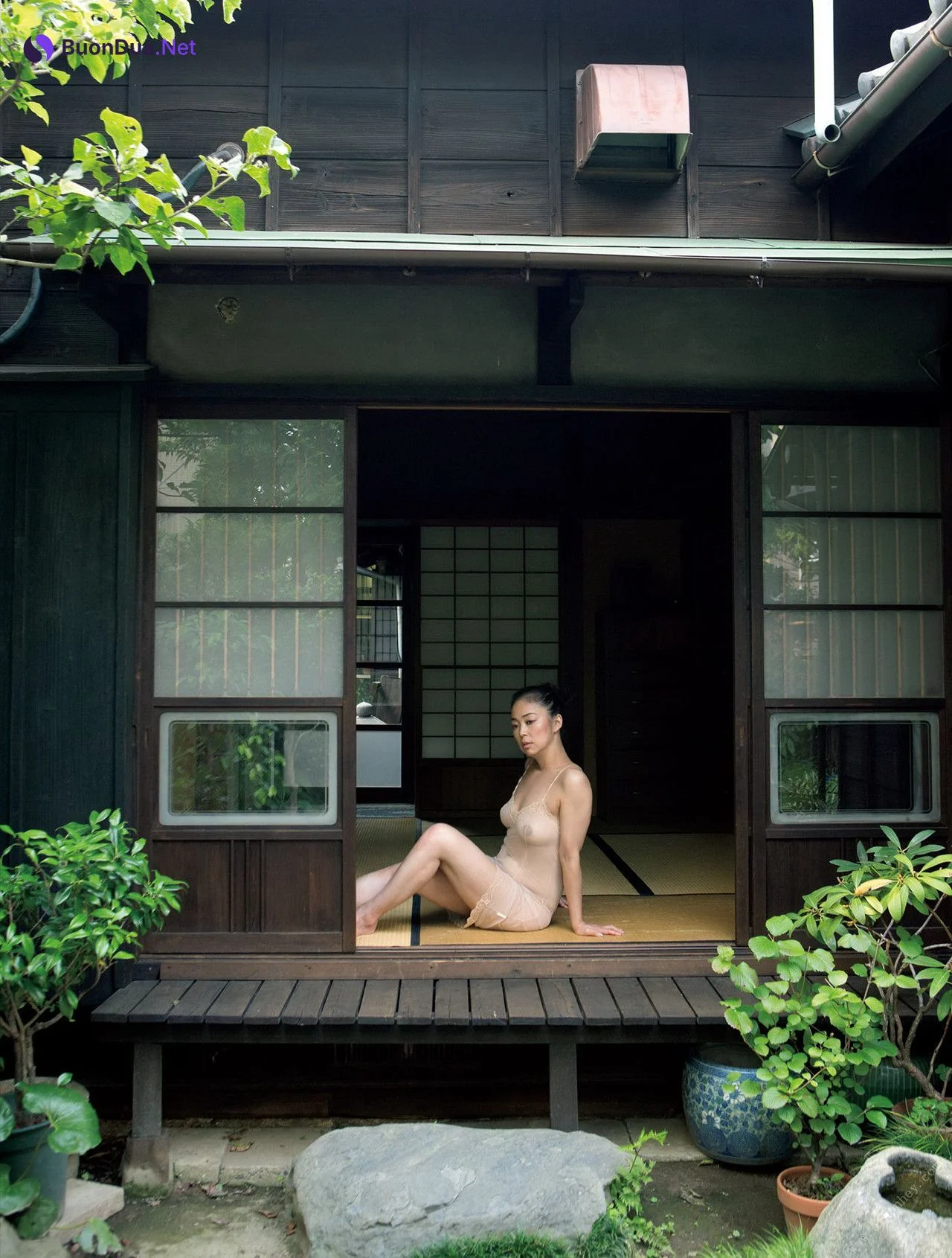 Tomoko Nakajima 中島知子, 写真集 「幕間 MAKUAI」 Set.02 - Photo 9