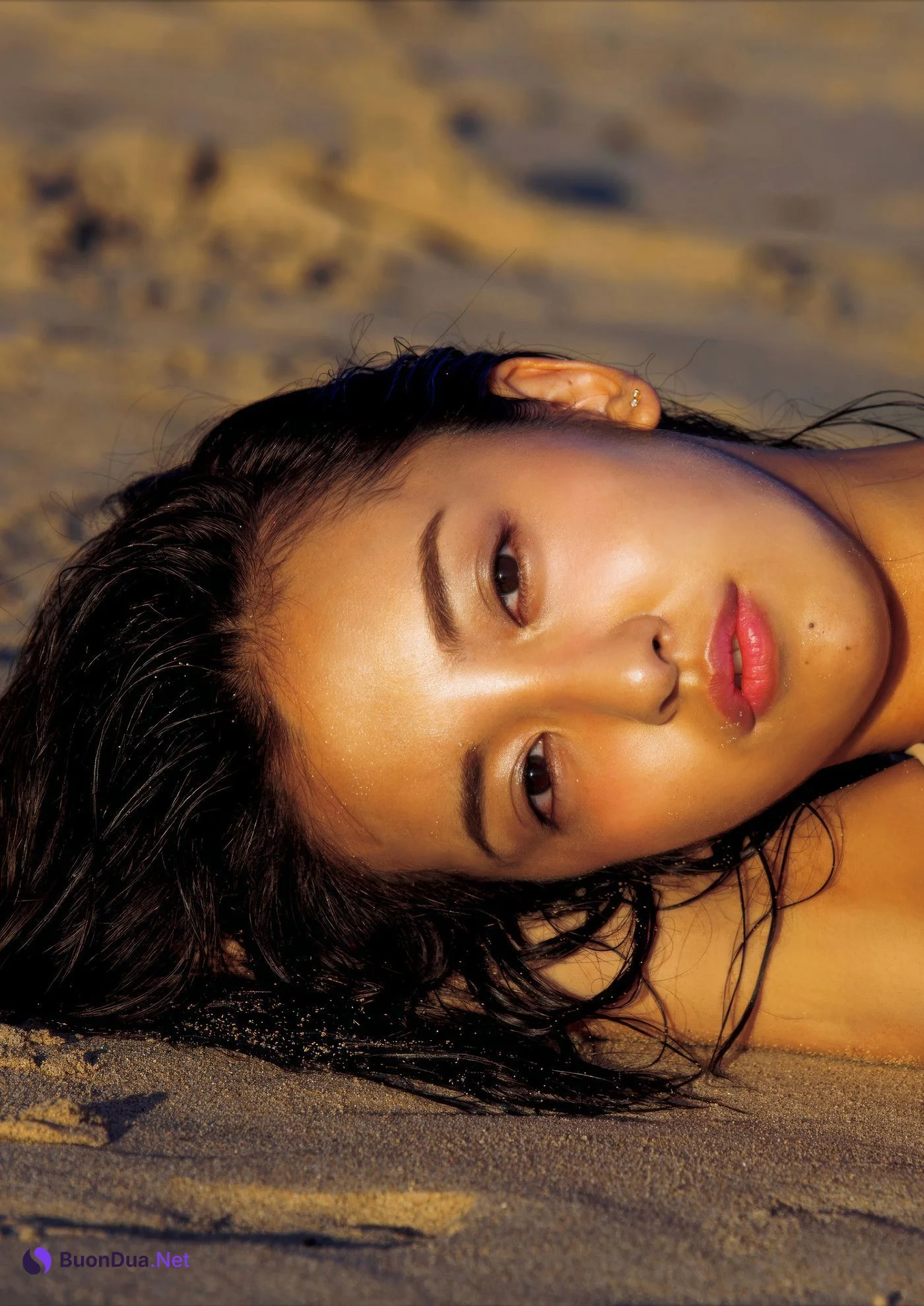 Tomomi Itano 板野友美, 写真集 「release」 Set.05 - 사진 16