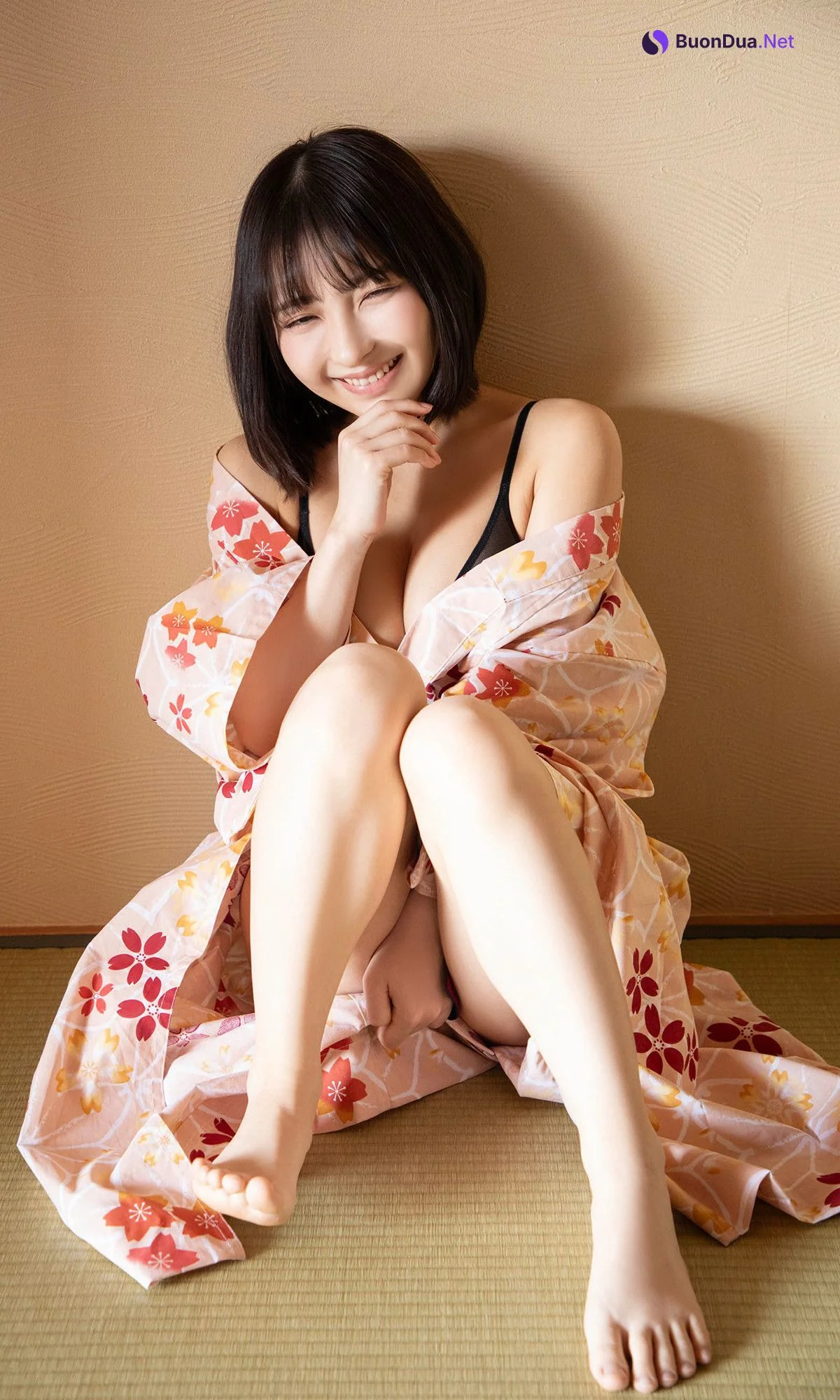 Toumi 十味, 週プレ Photo Book 「キミと春らんまん」 Set.03 - Photo 2