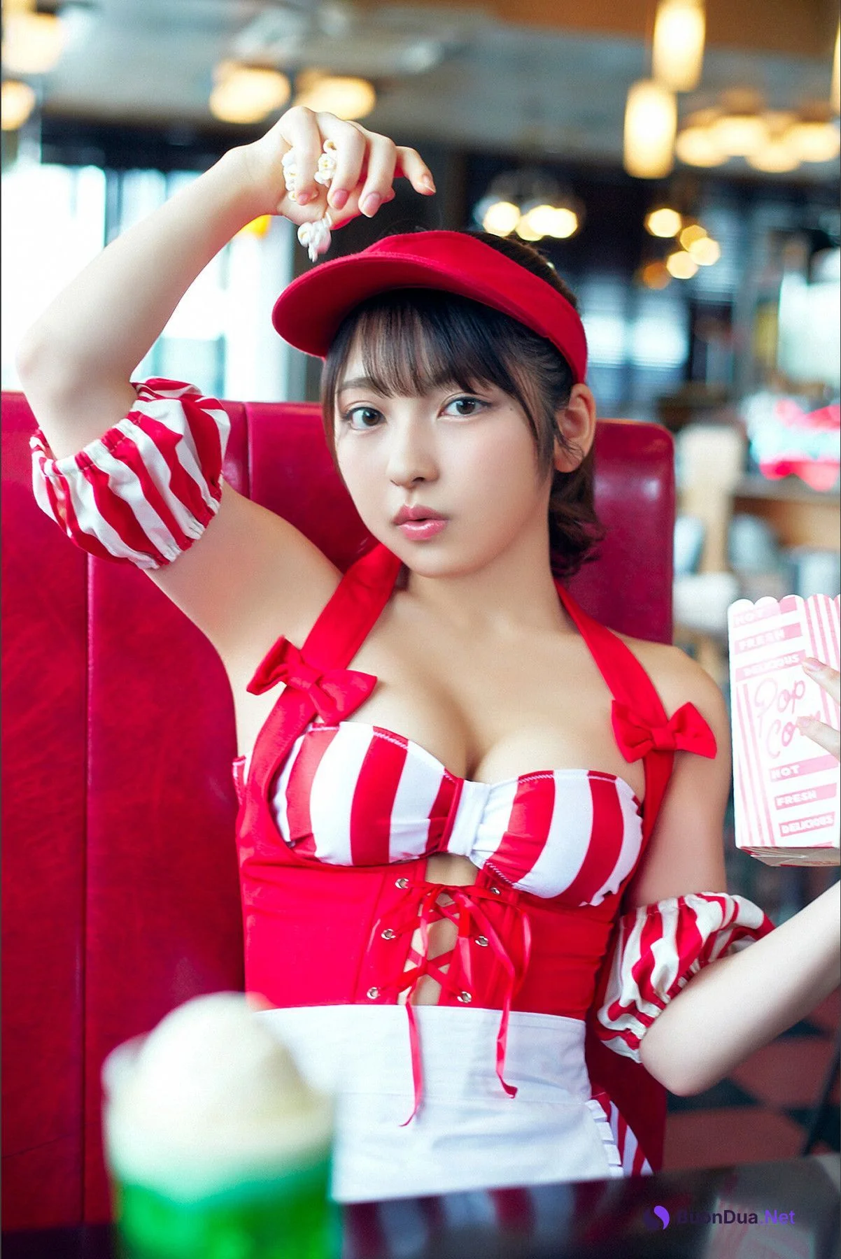Toumi 十味, スピサン グラビアフォトブック 「To Me」 Set.01 - Photo 4