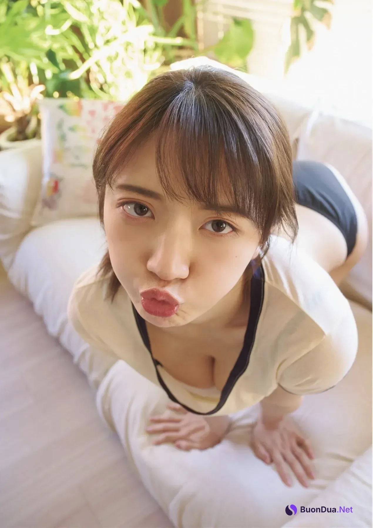 Toutomiwokanjite Sakurai 尊みを感じて桜井, B.L.T. 写真集 Monster Round 4 - Photo 2