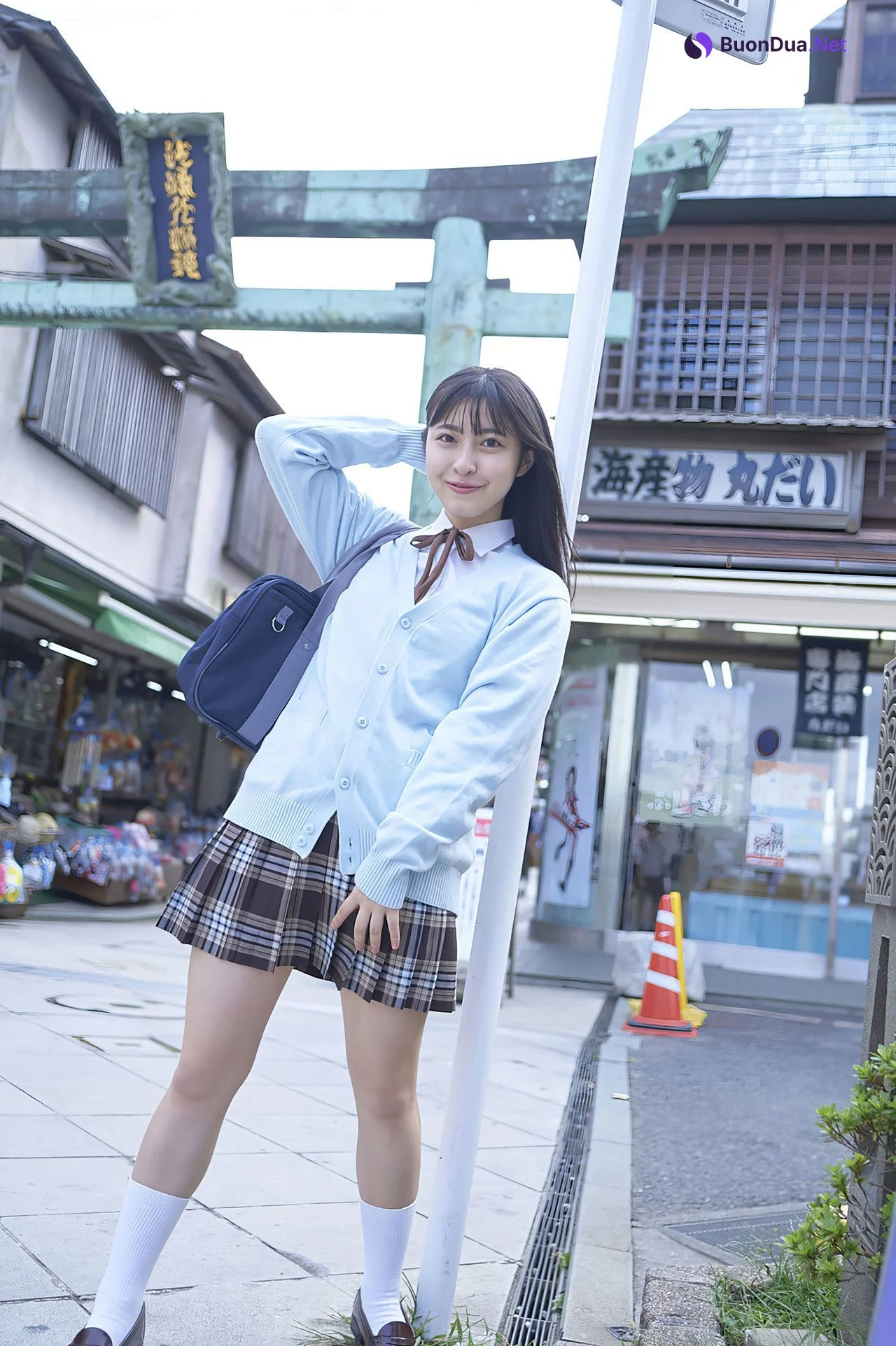 Tsukine Takeuchi 竹内月音, ヤンマガデジタル写真集 ヤンマガアザーっす！ 号未公開カット - Photo 4
