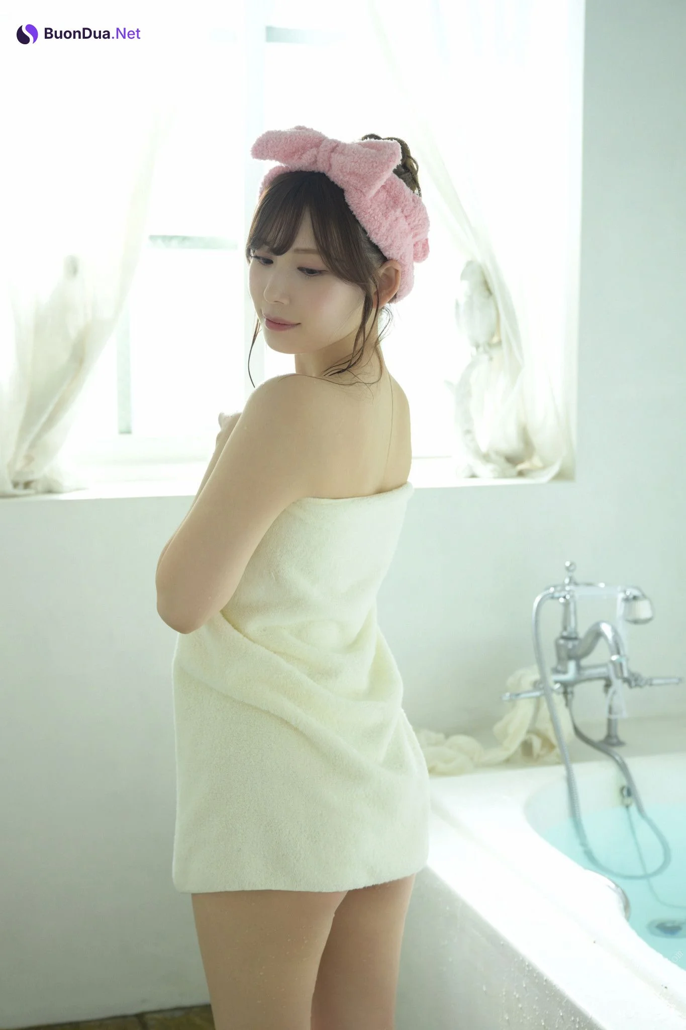 Tsumugi Akari 明里つむぎ, ＦＲＩＤＡＹデジタル写真集 「君とつむぐ夏 Vol.2」 Set.02 - Photo 20