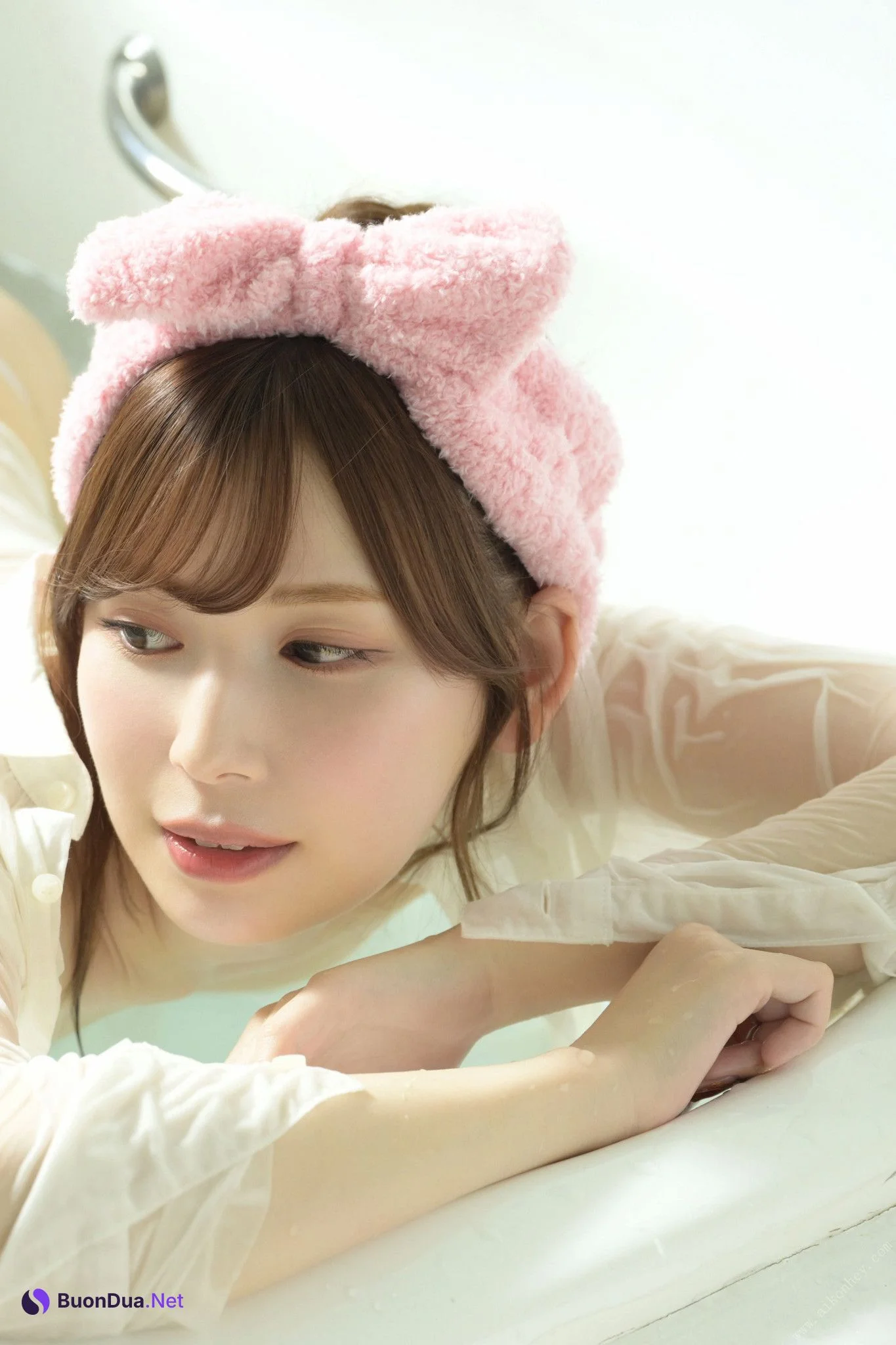 Tsumugi Akari 明里つむぎ, ＦＲＩＤＡＹデジタル写真集 「君とつむぐ夏 Vol.2」 Set.02 - Photo 9
